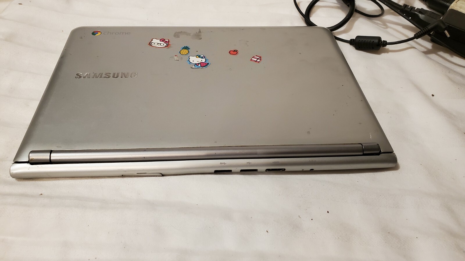 Samsung Chromebook XE303C12 11.6in 16GB, 5 Dual-Core Laptop Used Poor cond