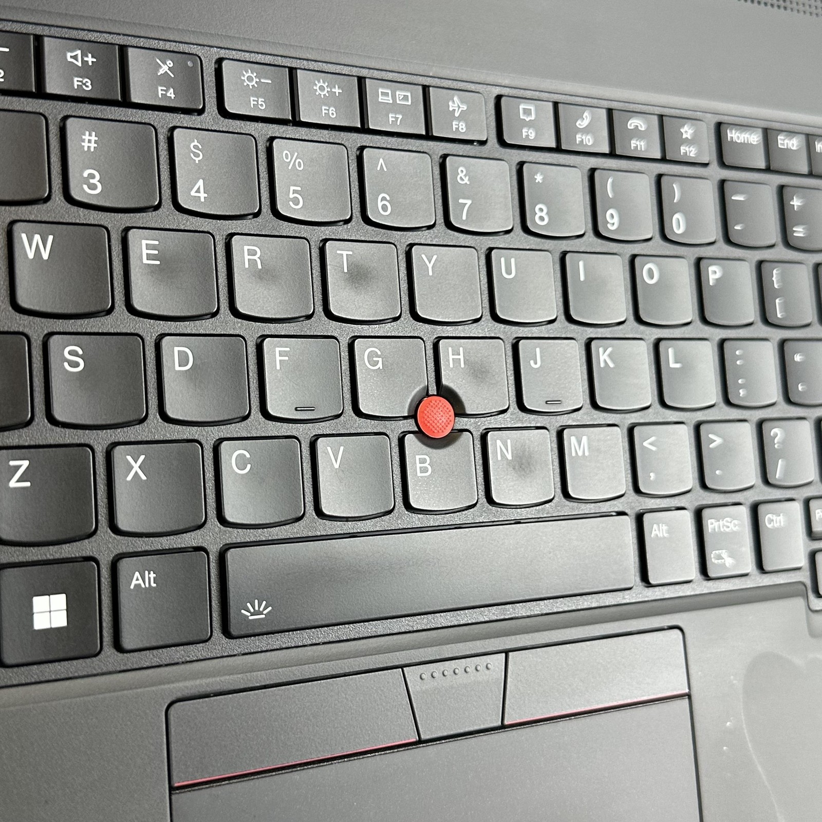 Lenovo ThinkPad P16s Gen 1 FHD+ TOUCH 2.1GHz i7-1260P 16GB 512GB SSD NVIDIA T550
