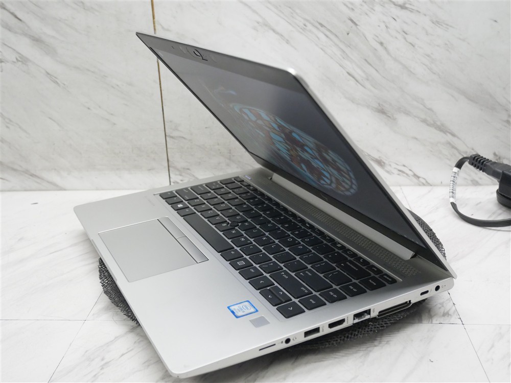 HP ELITEBOOK 840 G5 14″ Laptop i5-8350u 8GB 1920 X 1080 w/ Battery & AC Adapter