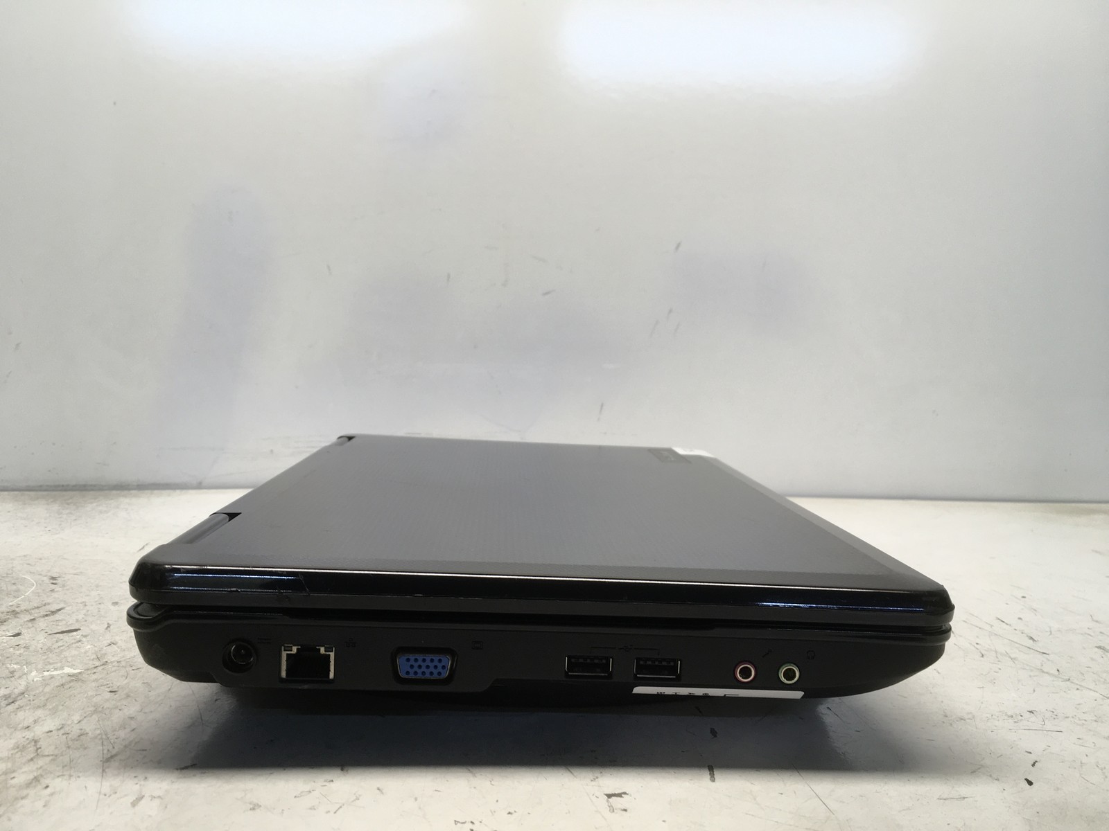 eMachines E627-5279 AMD Athlon 64 TF-20 1.6GHz 2 GB NO HDD No Batt BIOS Locked