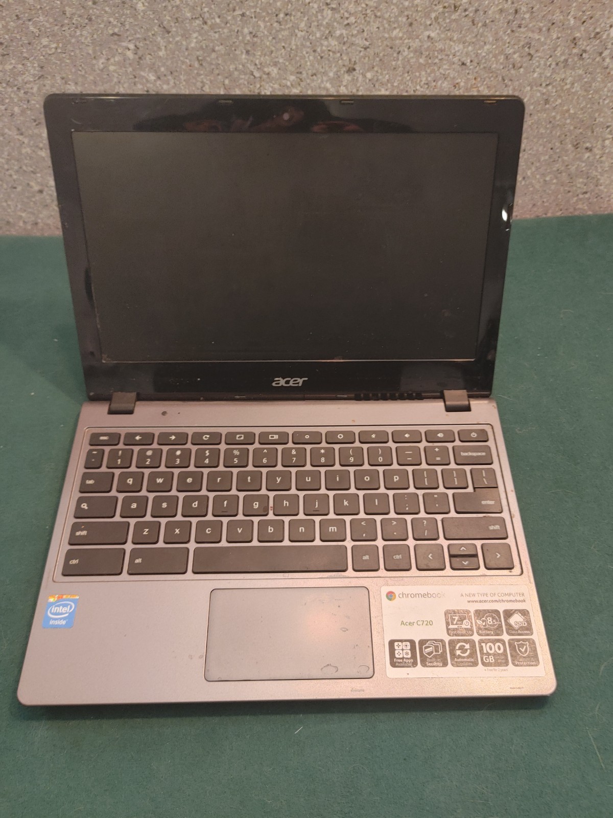 Acer C720-2844 11.6 inches Intel Celeron 4GB RAM 16GB SSD Chromebook