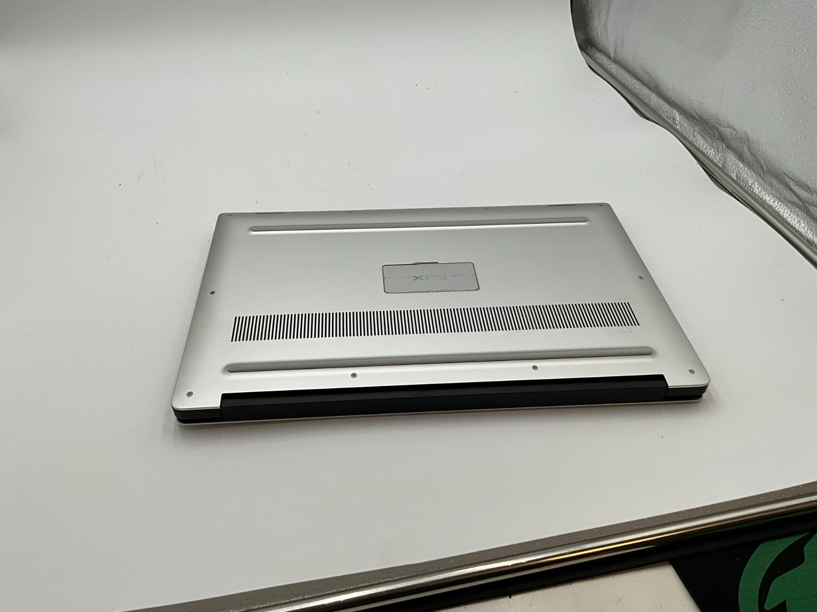 DELL XPS 15 9570 i7-8750H 32GB 1tb NVME GTX 1050TI LAPTOP F4SFLQ2