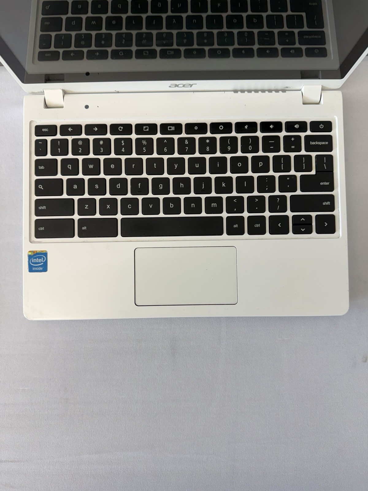 Acer Chromebook C720P-2600 Laptop – Intel Celeron 2955U – RAM 2GB – Read Descrip