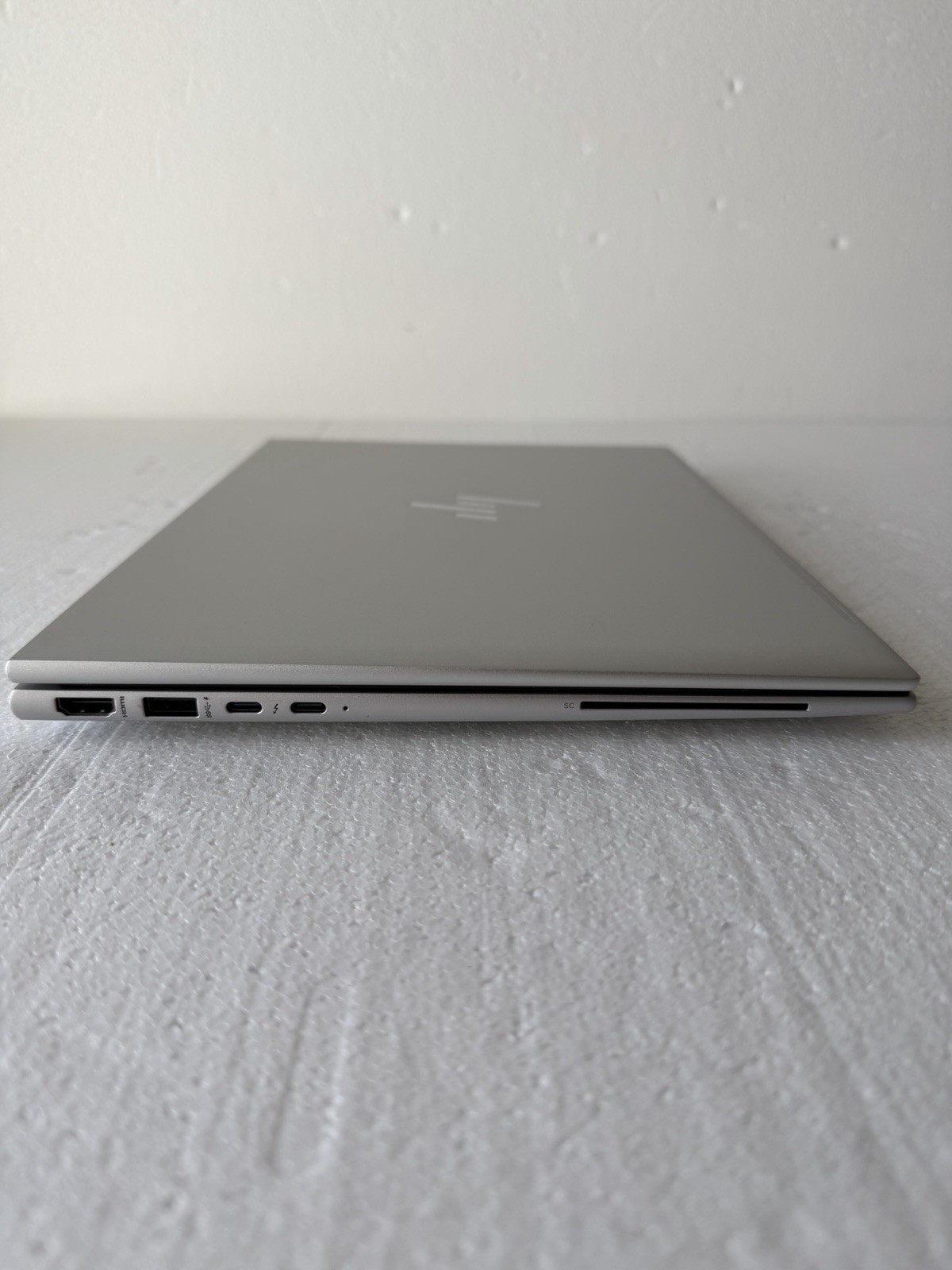 HP EliteBook 840 G9 14″ Intel Core i7 12th Gen 16 GB 512GB Win 11pro W/ AC