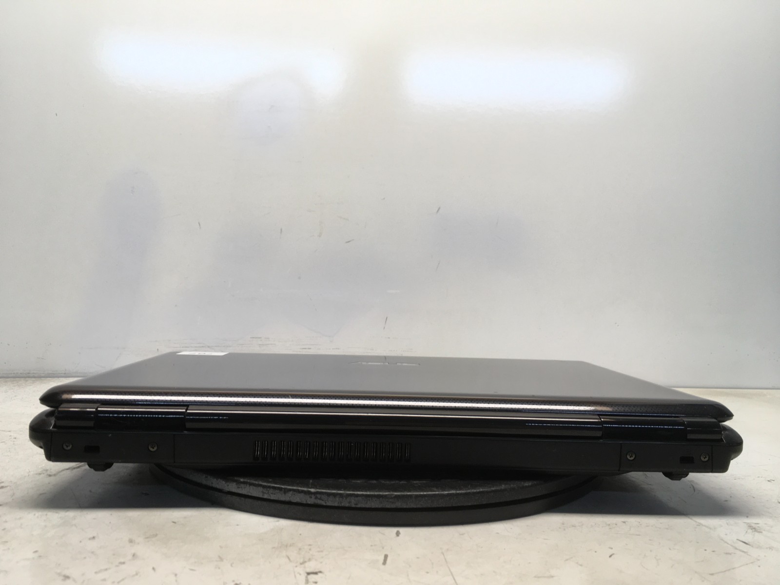 Asus K50I-RBBGR05 Intel Pentium Dual-Core T4400 2.2GHz 3 GB NO HDD