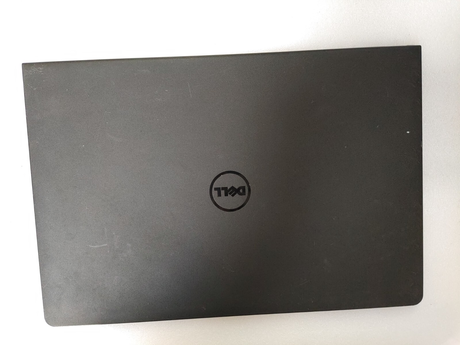DELL INSPIRON 15 3567 CORE i3-7100U @ 2.4 GHz, NO RAM ,NO HD , FOR PARTS ONLY
