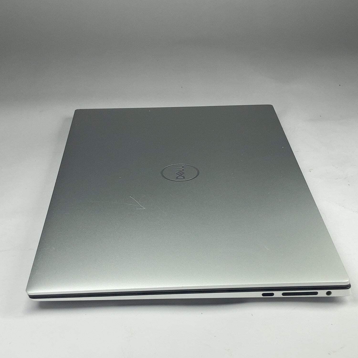 Dell XPS 9500 15.6″ i7-10875H 2.3GHz 16GB RAM 512GB SSD 1650Ti GPU WIN 11