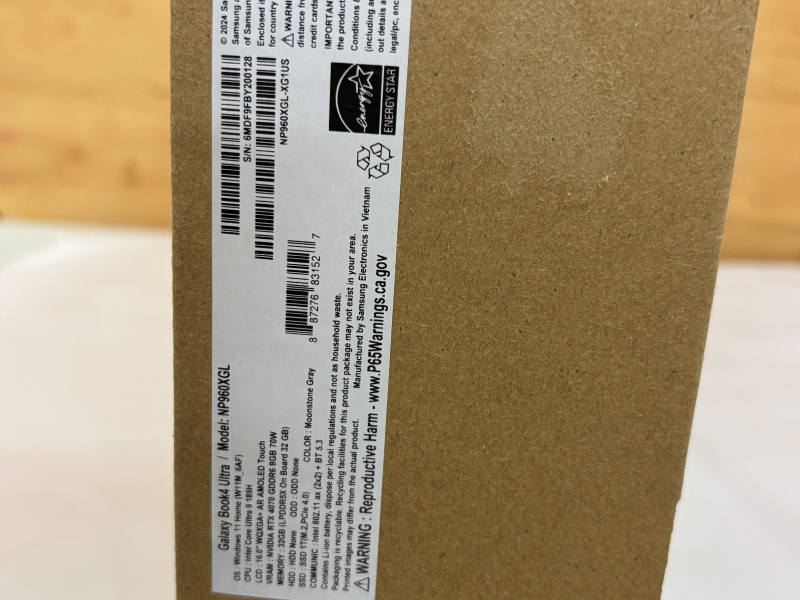 Samsung Galaxy Book4 Ultra 16 i9 Ultra RTX 4070 32GB 1TB AMOLED Touch Gray -NEW