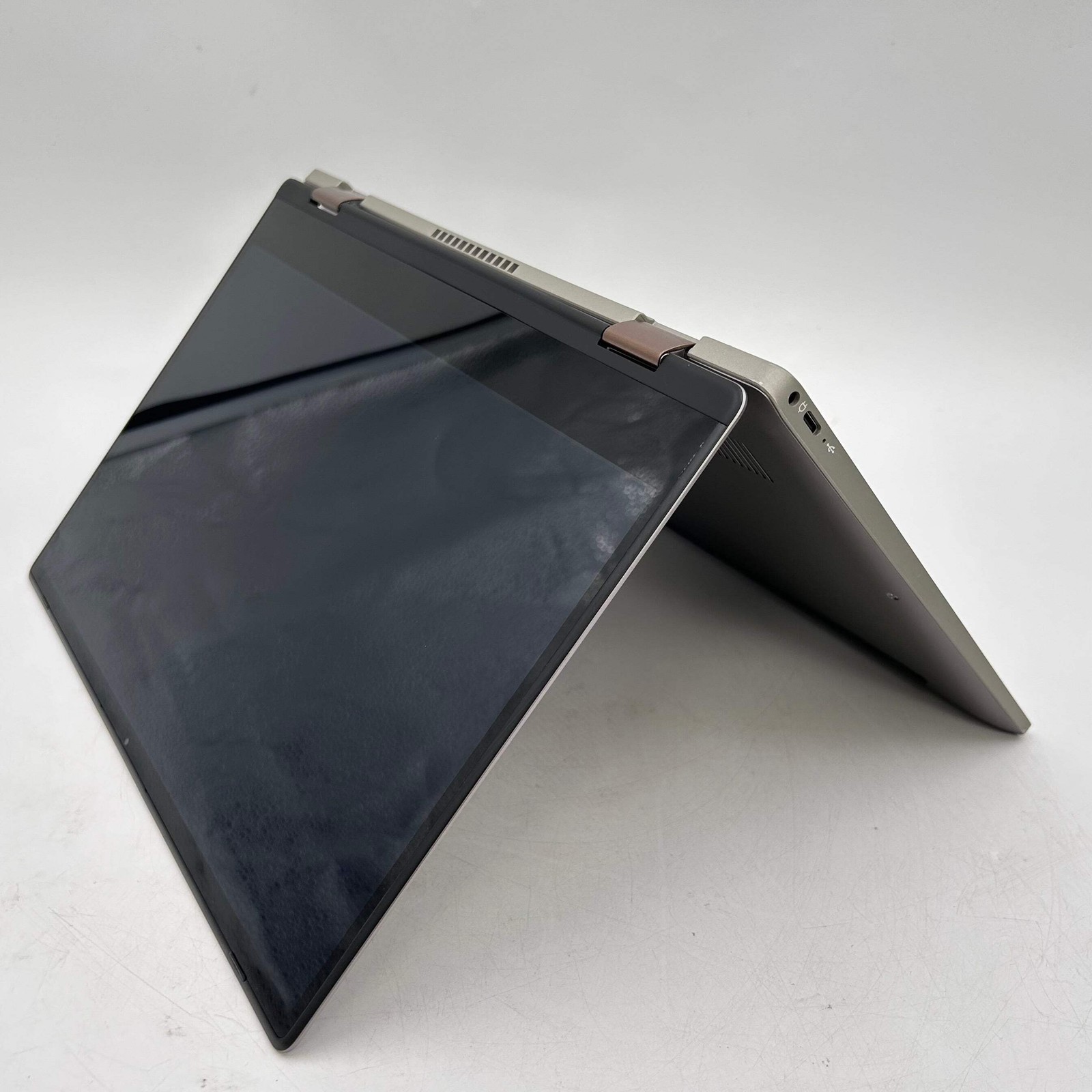 Onn Laptop 100002434 13.3″ i3-8145U 2.1GHz 4GB RAM 128GB SSD