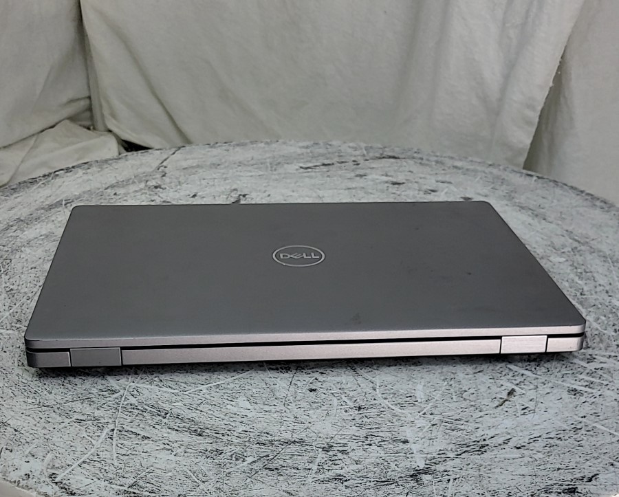 DELL LATITUDE 5411 P98G PC Laptop CORE I7-10850U 16GB 256GB