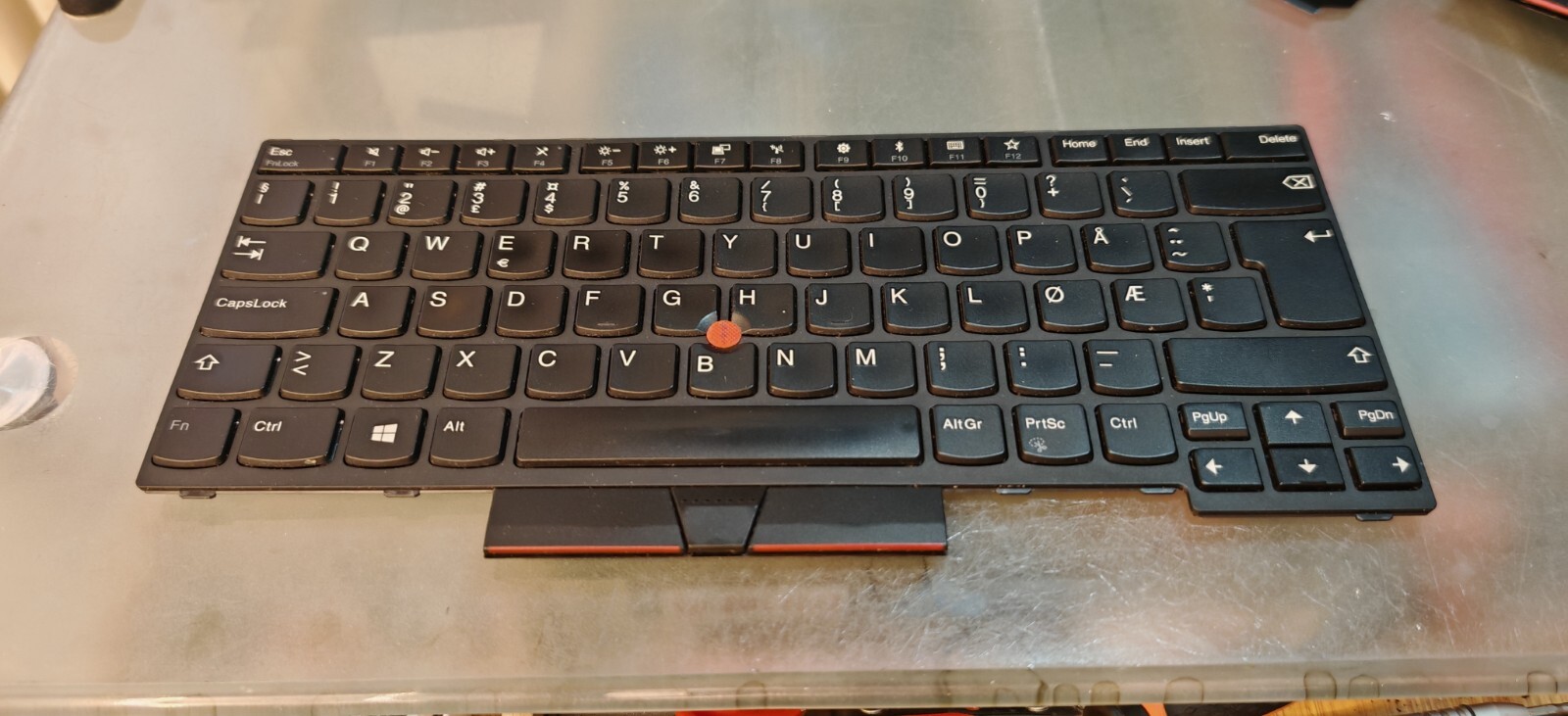 LENOVO THINKPAD L480 E480 E490 KEYBOARD KEYBOARD 01YP260 SN20P32274