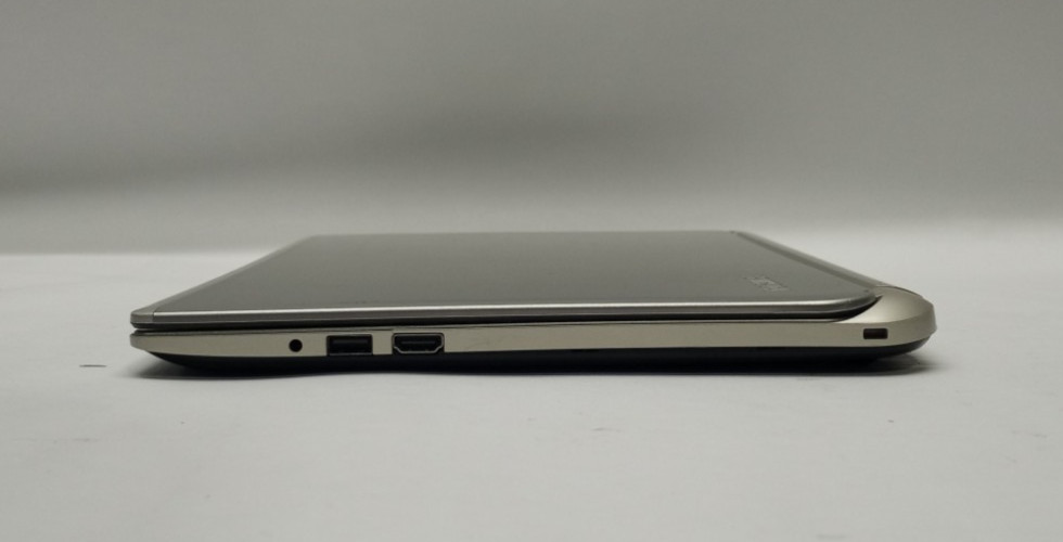 Toshiba Satellite E45-B Laptop 14″FHD i5-5200U@2.20GHZ 6GB RAM NO HDD/OS WH718*!