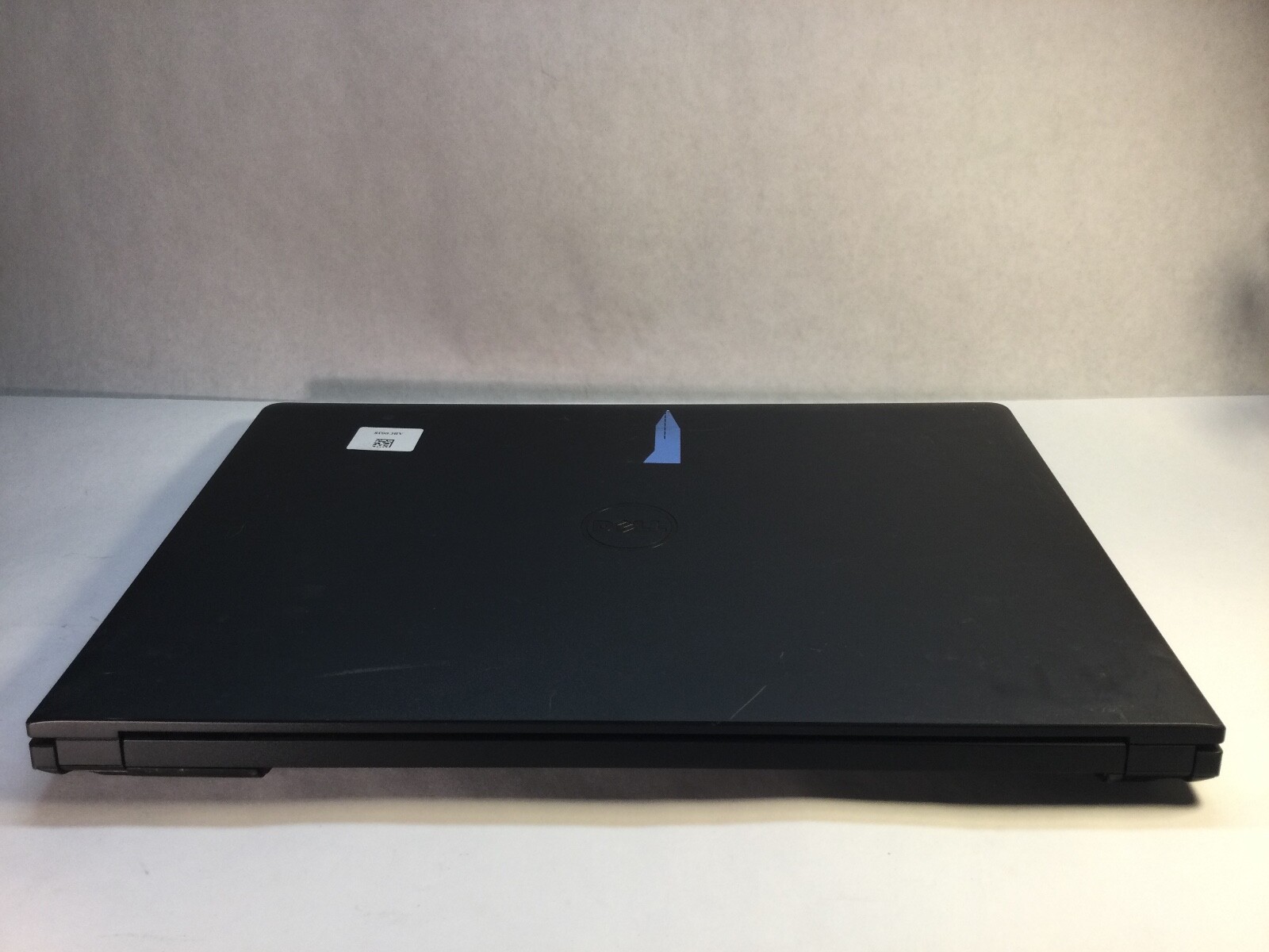 Dell Latitude 3570 15″ Laptop Intel Core i3-6100U-BOOTS/MISSING PARTS- MZ