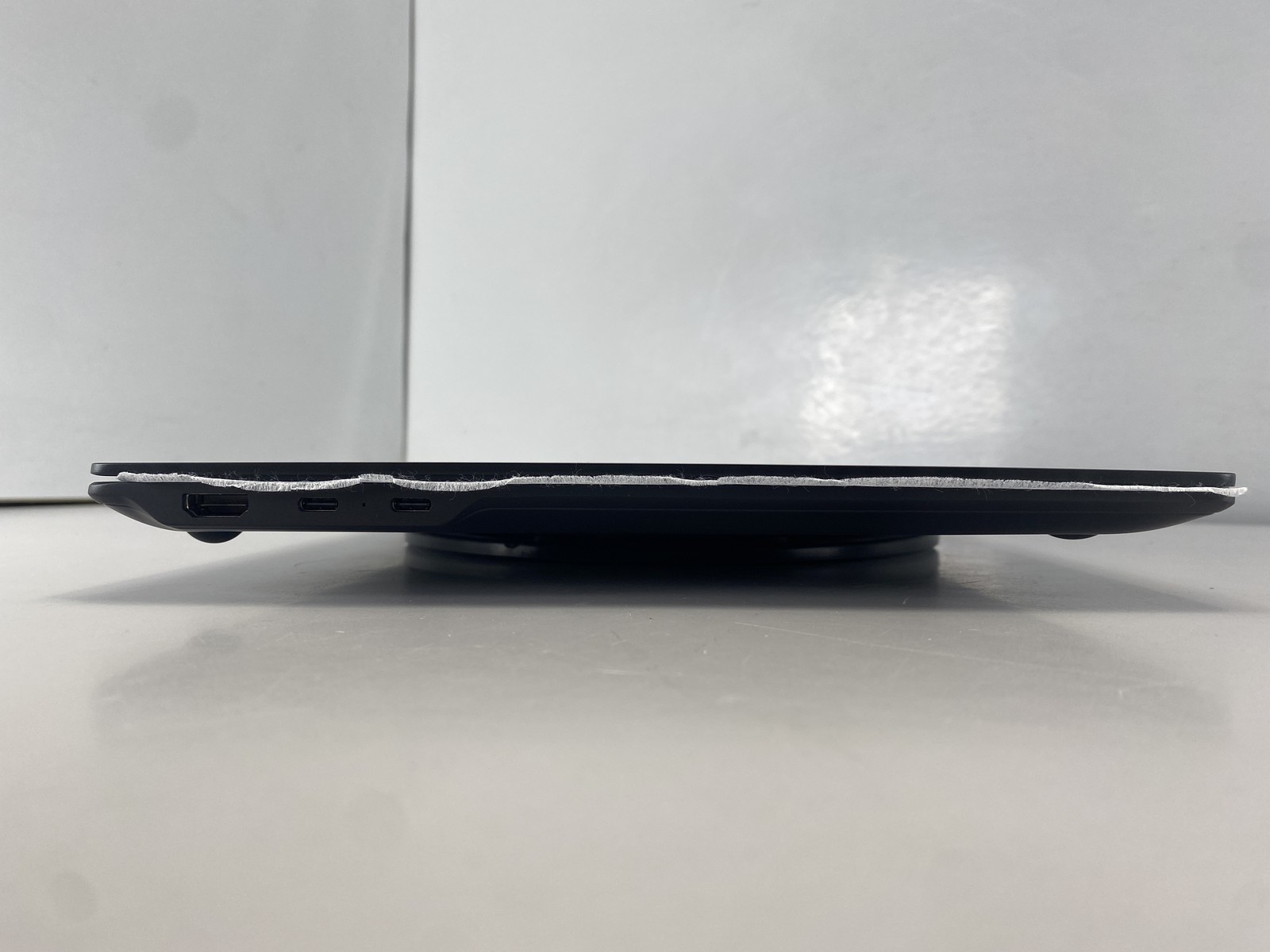 LG Laptop 16Z90TR-E.ADB6U1 16″ Intel Core Ultra 7 255H 1TB RTX 5050- Black