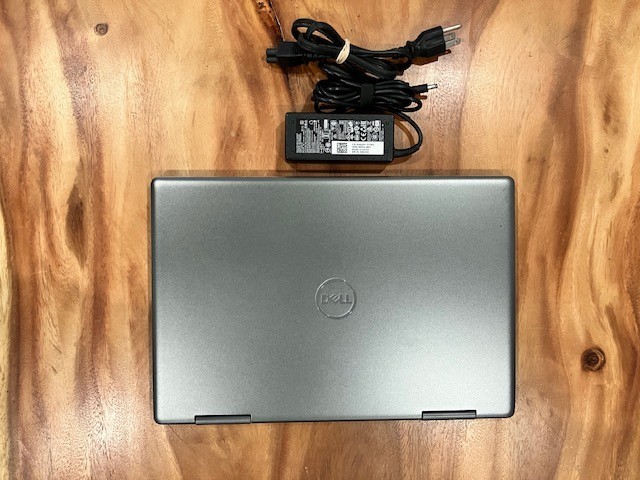 Dell Inspiron 7573 15.6″ Laptop i5-8250U 16GB RAM 512GB SSD Win 11 Home TOUCH