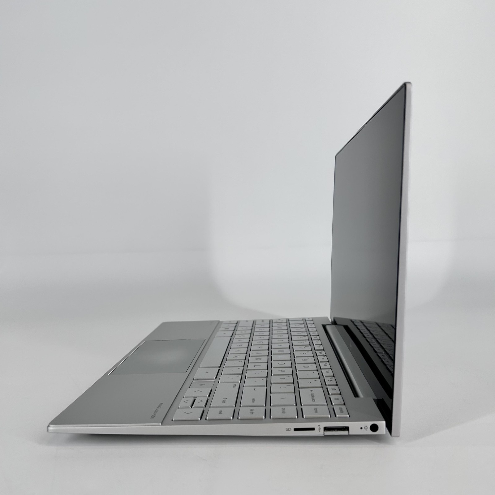 HP Envy 13 Silver FHD i7-1165G7 2.80GHz 16GB RAM 512GB SSD Good – Loose Keys