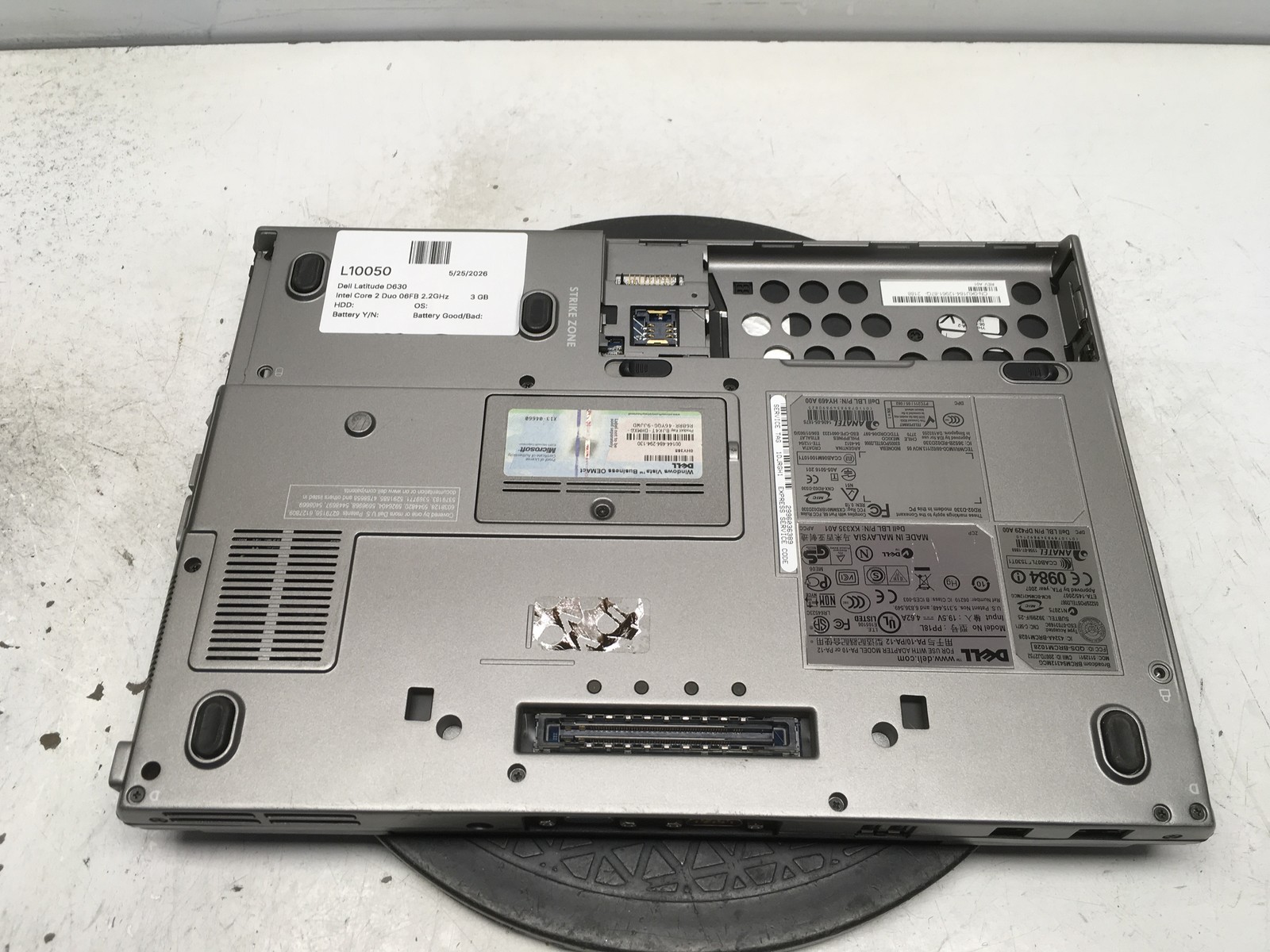Dell Latitude D630 Intel Core 2 Duo 06FB 2.2GHz 3 GB Ram 500GB HDD Windows XP