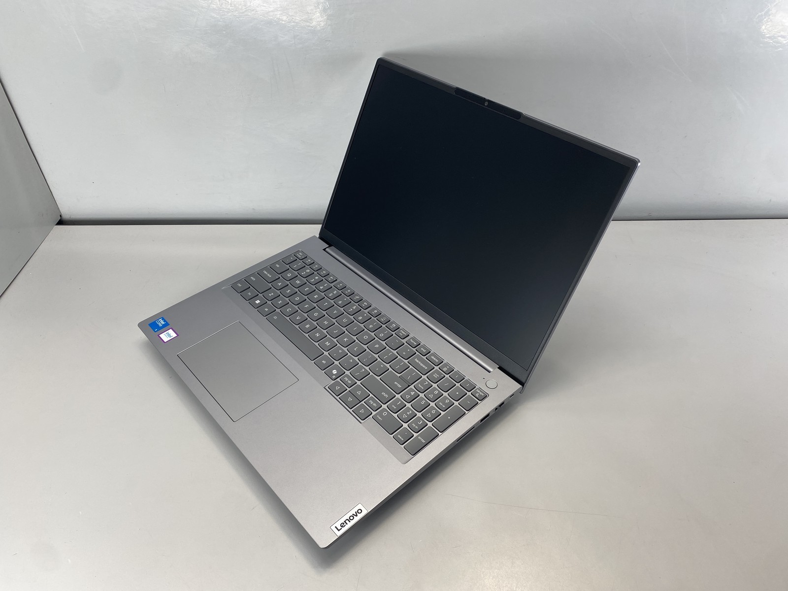 Lenovo Laptop ThinkBook 16 G8 IRL 16″ Intel Core 5 210H 512GB – Arctic Gray