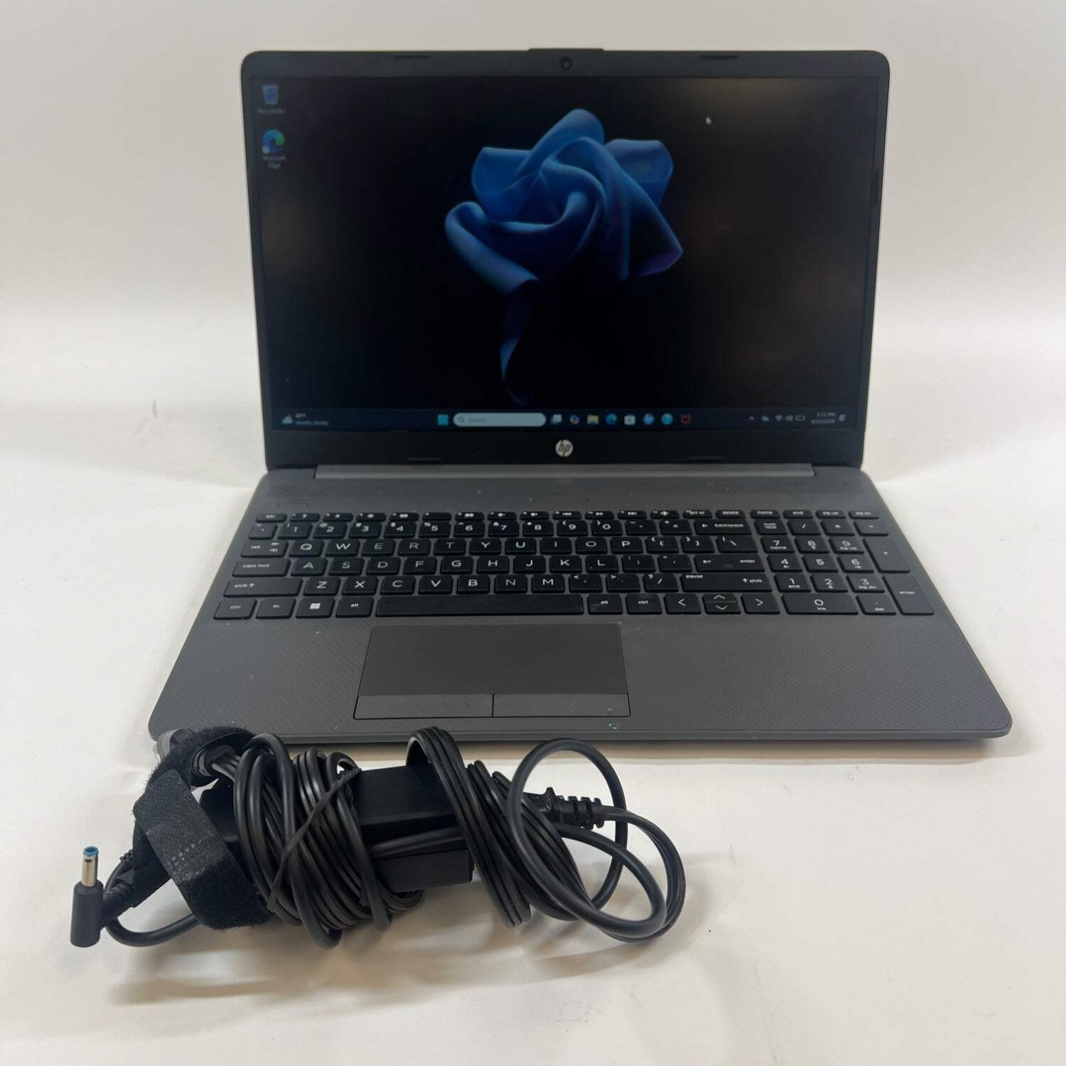 HP 255 G8 RTL8822CE 15.6″ 3020e 1.2GHz 4GB RAM 128GB SSD