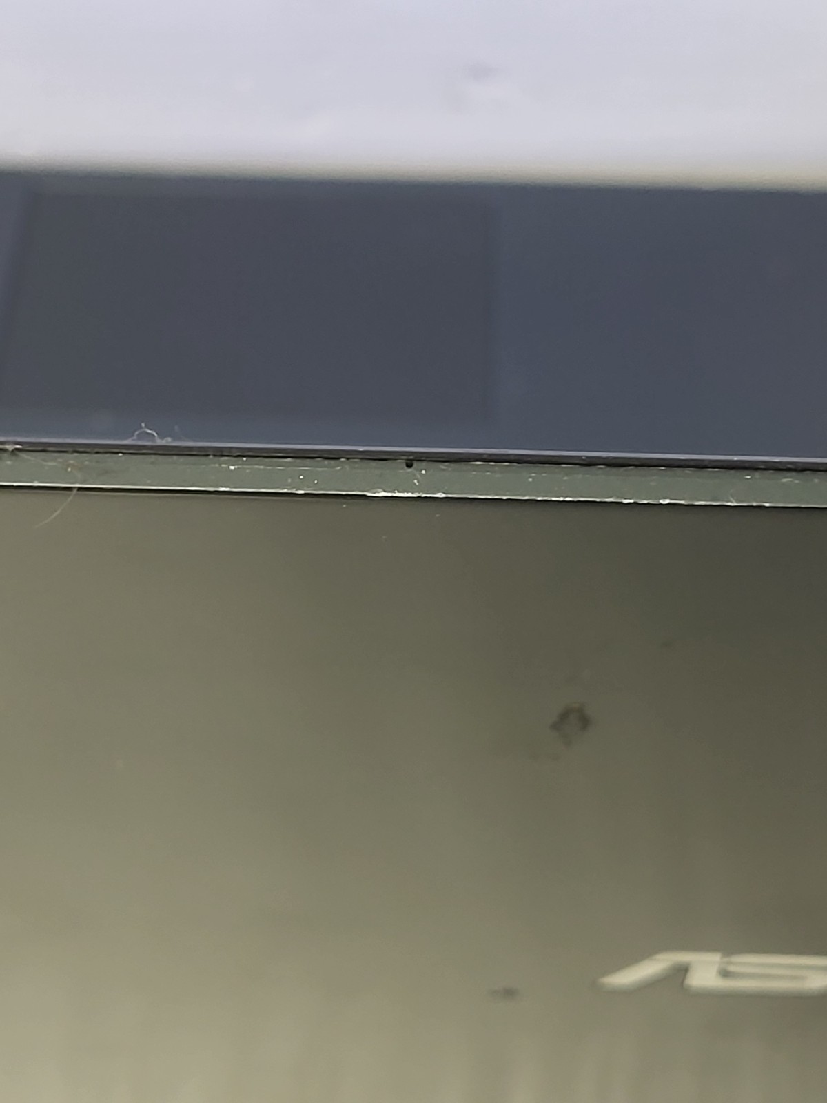 (N88291-1) Asus UM5500Q Laptop