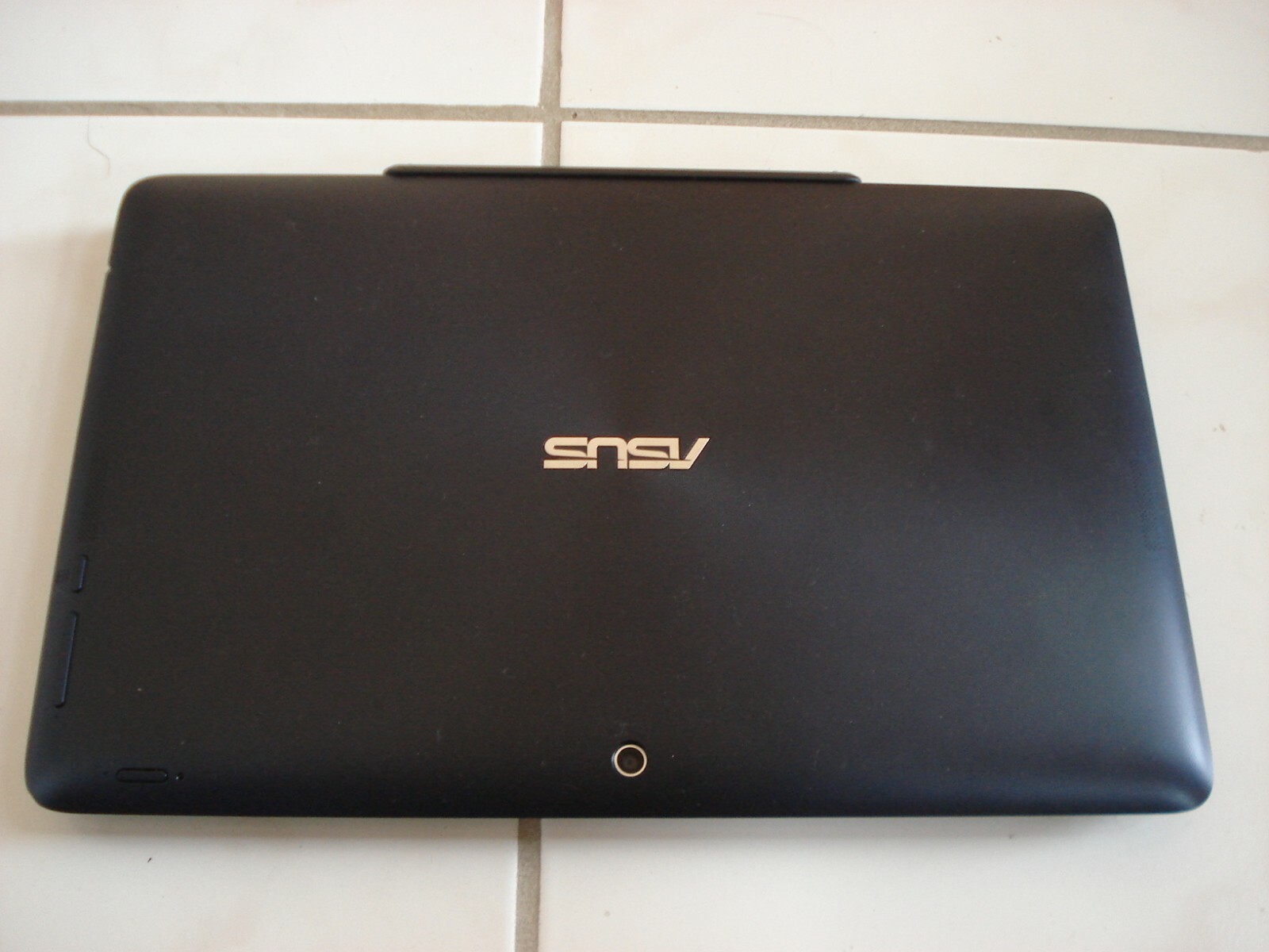 Asus Transformer Book T200TA-C1-BL 11.6″ Laptop/Tablet 64GB 4GB+Keyboard