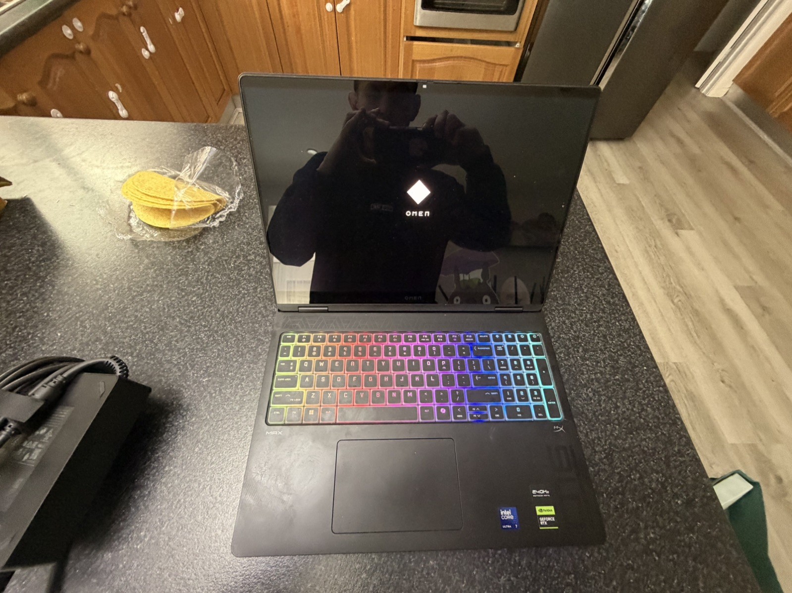 HP OMEN MAX 16 , RTX 5070Ti