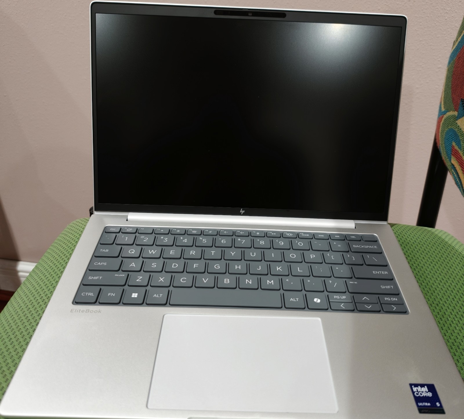 HP EliteBook G1i 8 – 14-inch AI Notebook