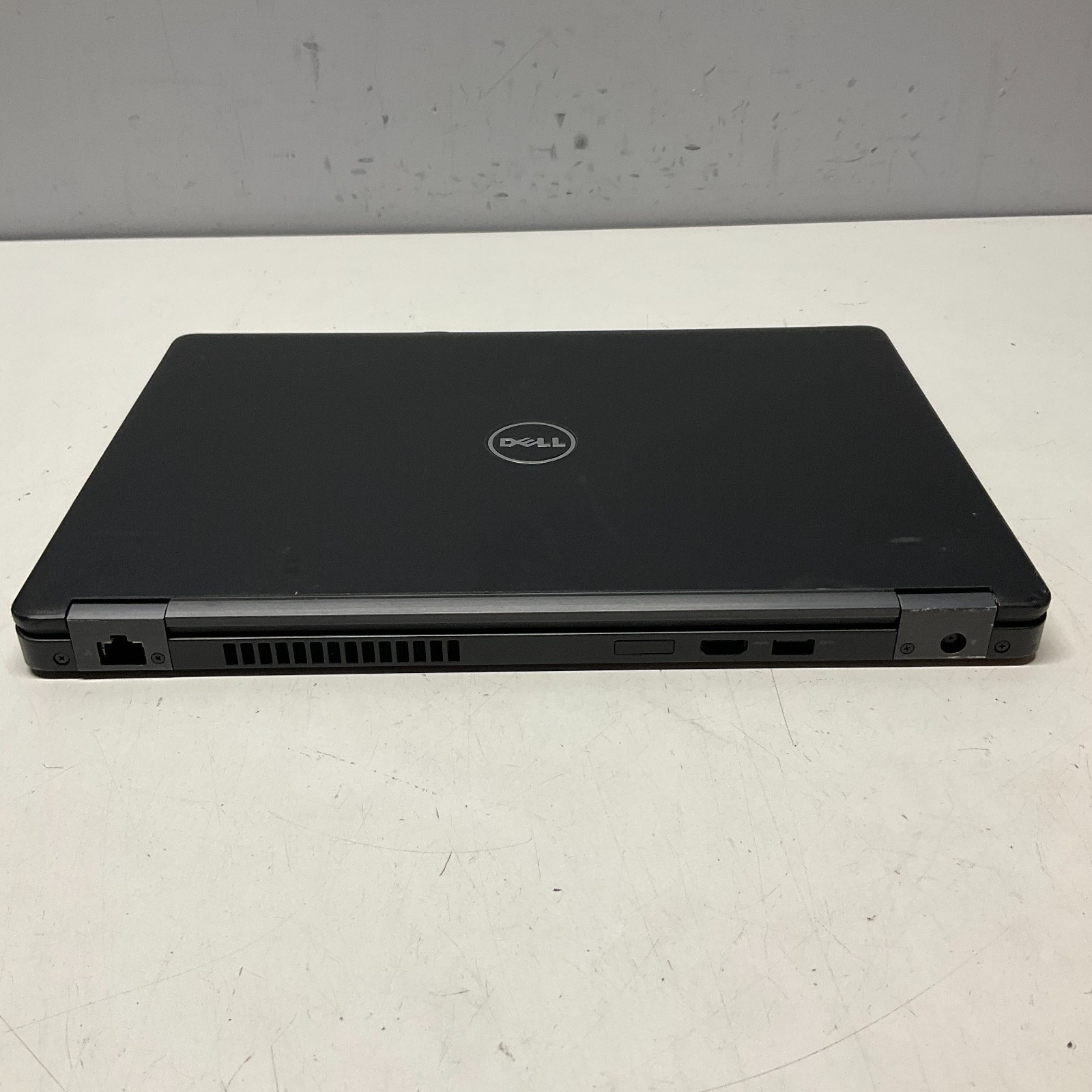 Dell Latitude 5480 14″ Intel Core i5-6300U 2.40GHz 8GB 256GB SSD Windows 10 READ