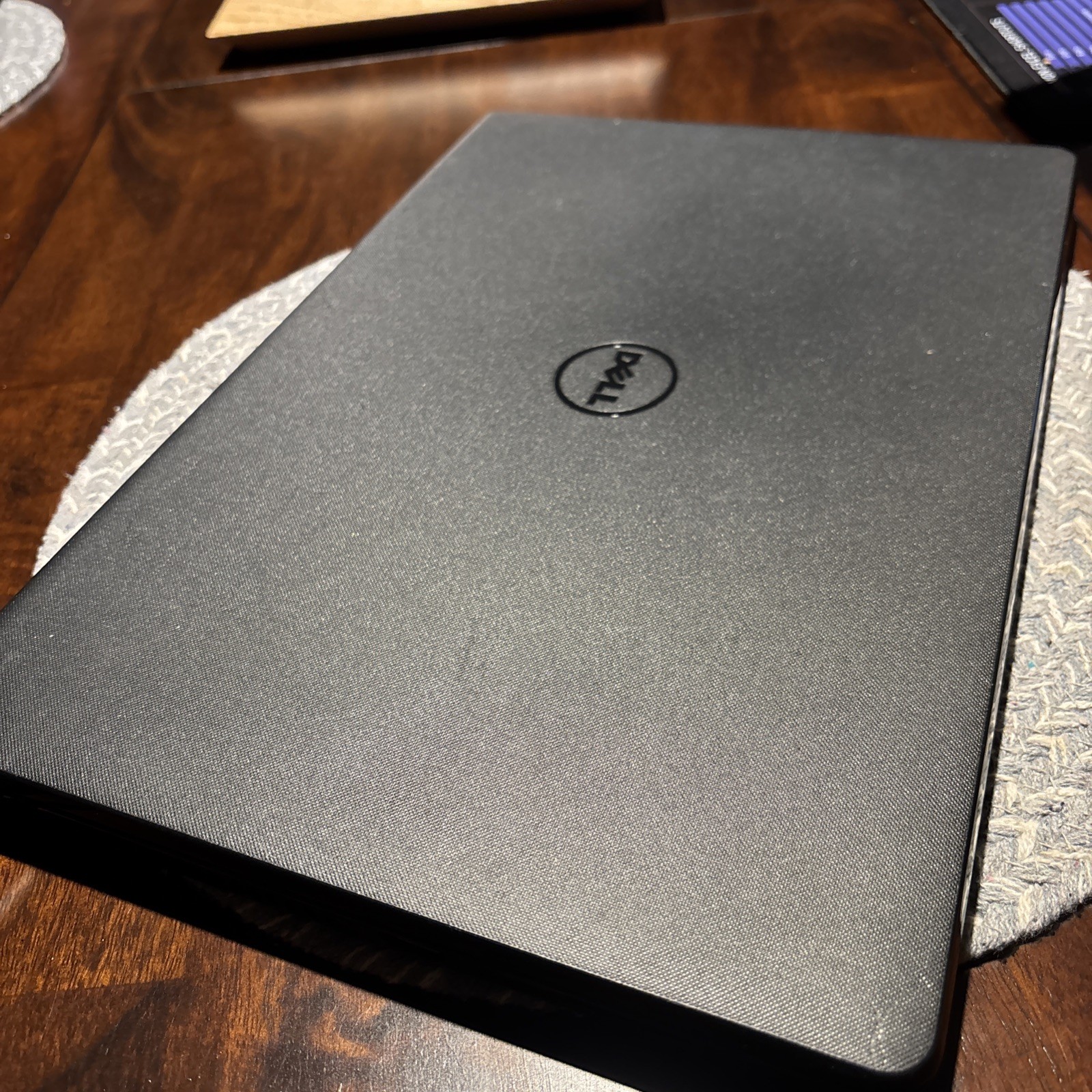 Dell Inspiron 3551 Intel Pentium N3540 2.16GHz 8 GB 500 GB HHD + charger