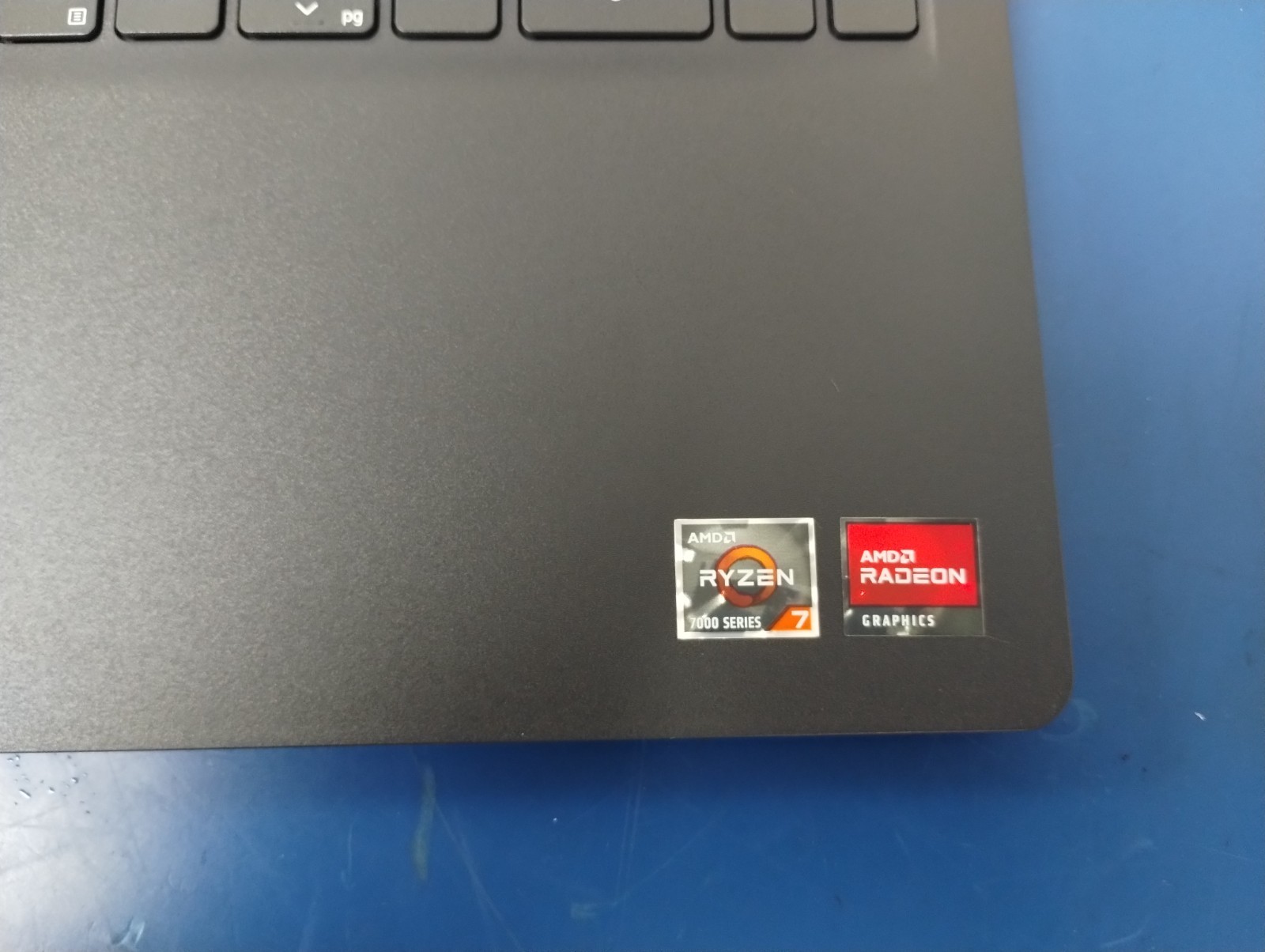 DELL 15 DC15255 G8MK9, AMD Ryzen 7 7730U, 2.00 GHz, 16 GB RAM, 512 GB NVMe SSD