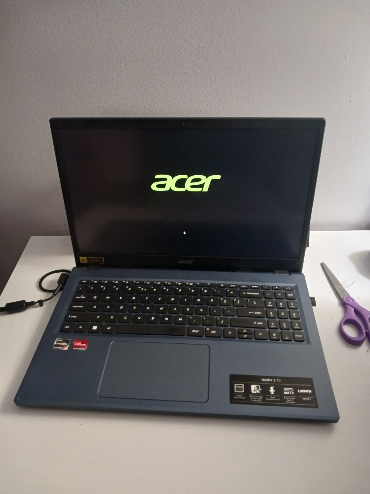 acer laptop aspire 3 includes carrying case charger and paperwork