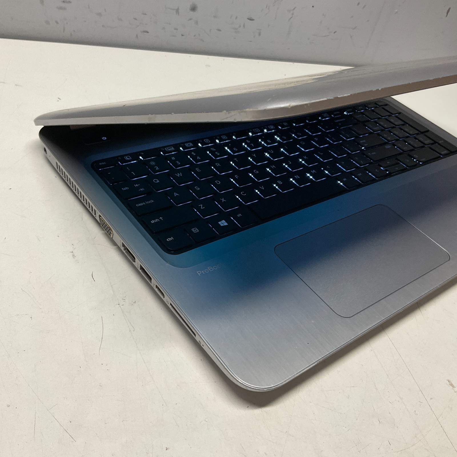 HP ProBook 450 G4 15.6″ i5-7200U 2.50 GHz 8GB 256GB SSD Windows 10 Pro Laptop