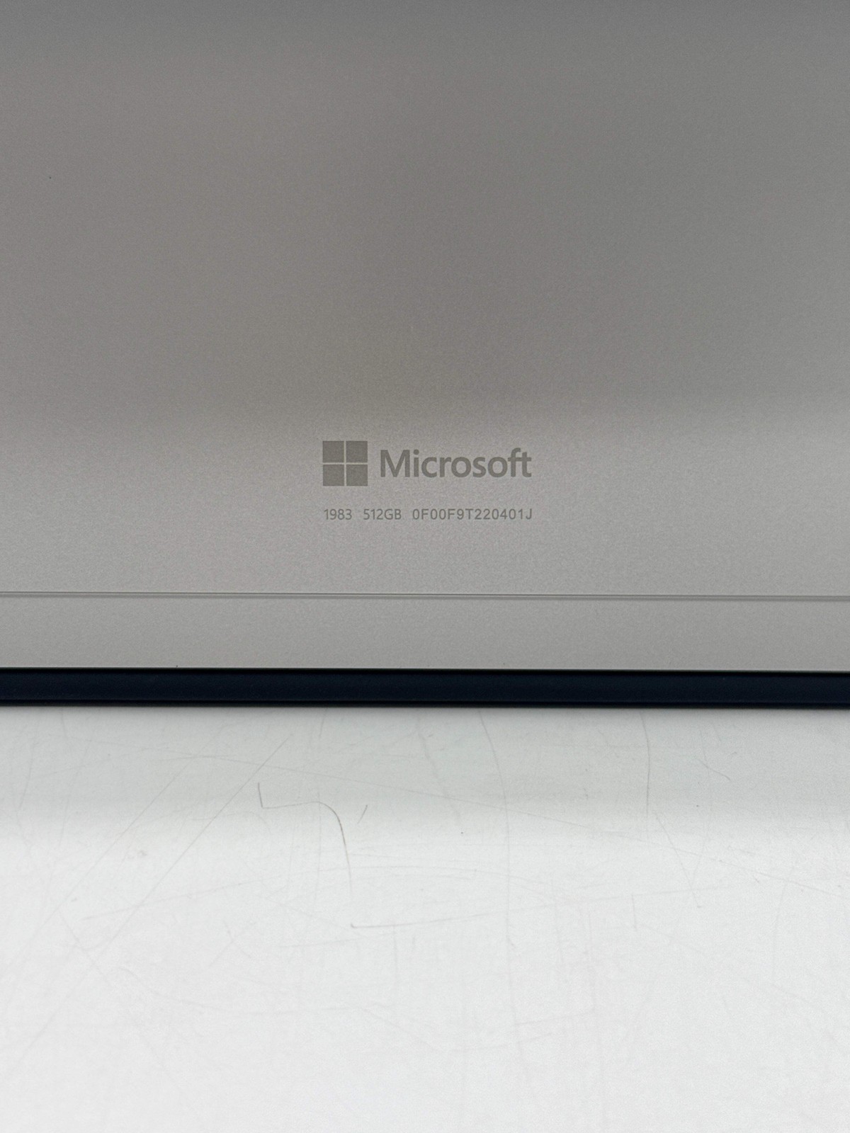 Microsoft Surface Pro 8 13″ Core i7-1185G7 16GB RAM 512GB SSD – For Parts