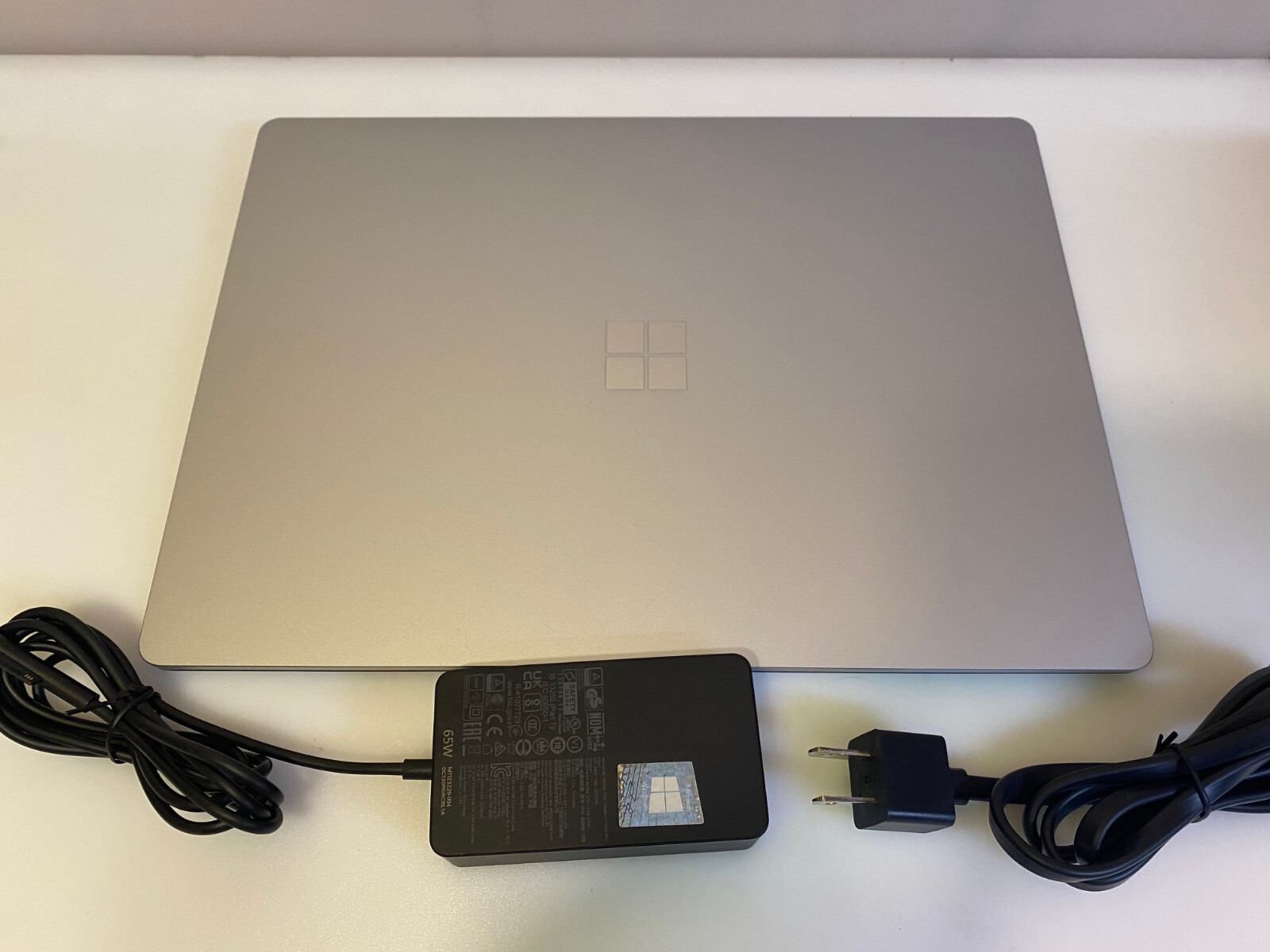 USED Microsoft Surface Laptop 4 13.5 Touch R5-4680U 16GB 256GB Model 1958 Silve