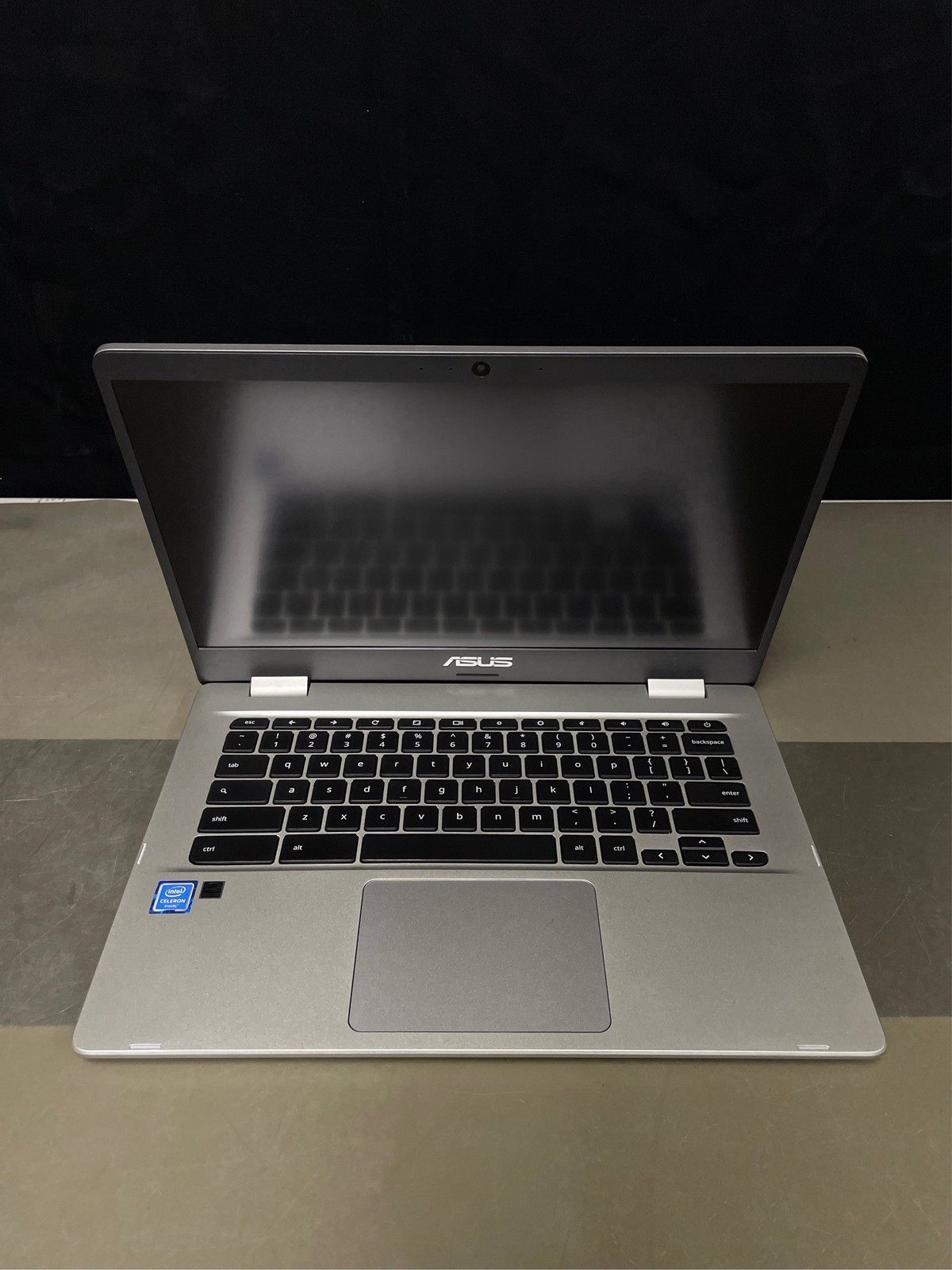 ASUS Chromebook C424, 14.0″ 180 Degree FHD NanoEdge Display, Intel Dual Core Cel