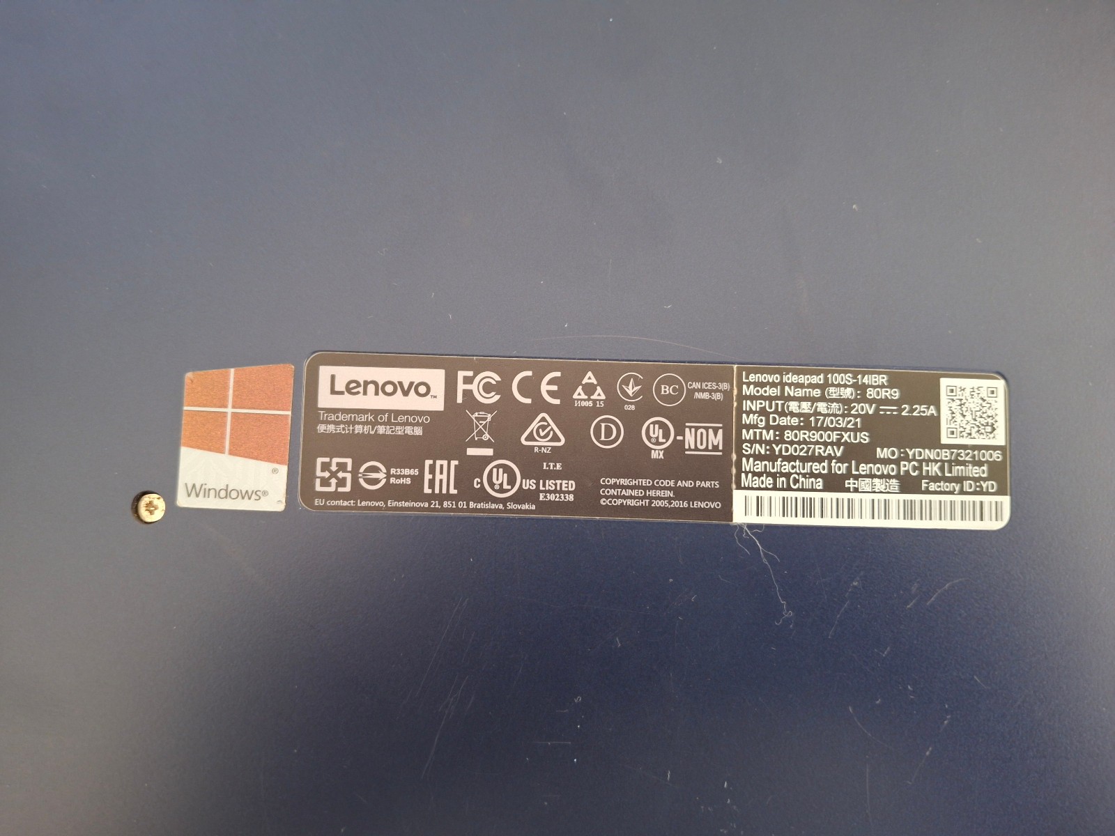 Lenovo IdeaPad 100S 14″ (Intel Celetron, 1.60 GHz, 2GB) Laptop Navy Blue No SSD