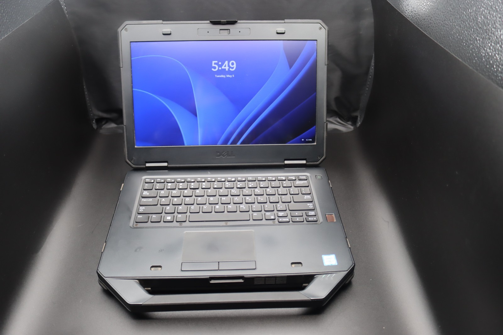 Dell Rugged 5414 (16GB Ram, Intel Core i7 6th Gen, 128GB) Radeon Graphics
