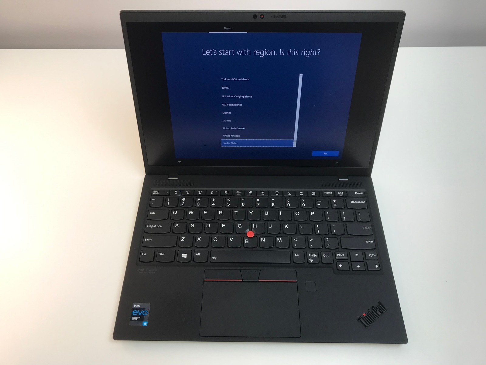 Lenovo ThinkPad X1 Nano Gen 1 20UN000DUS – Intel Core i5, 16GB RAM, 256GB SSD