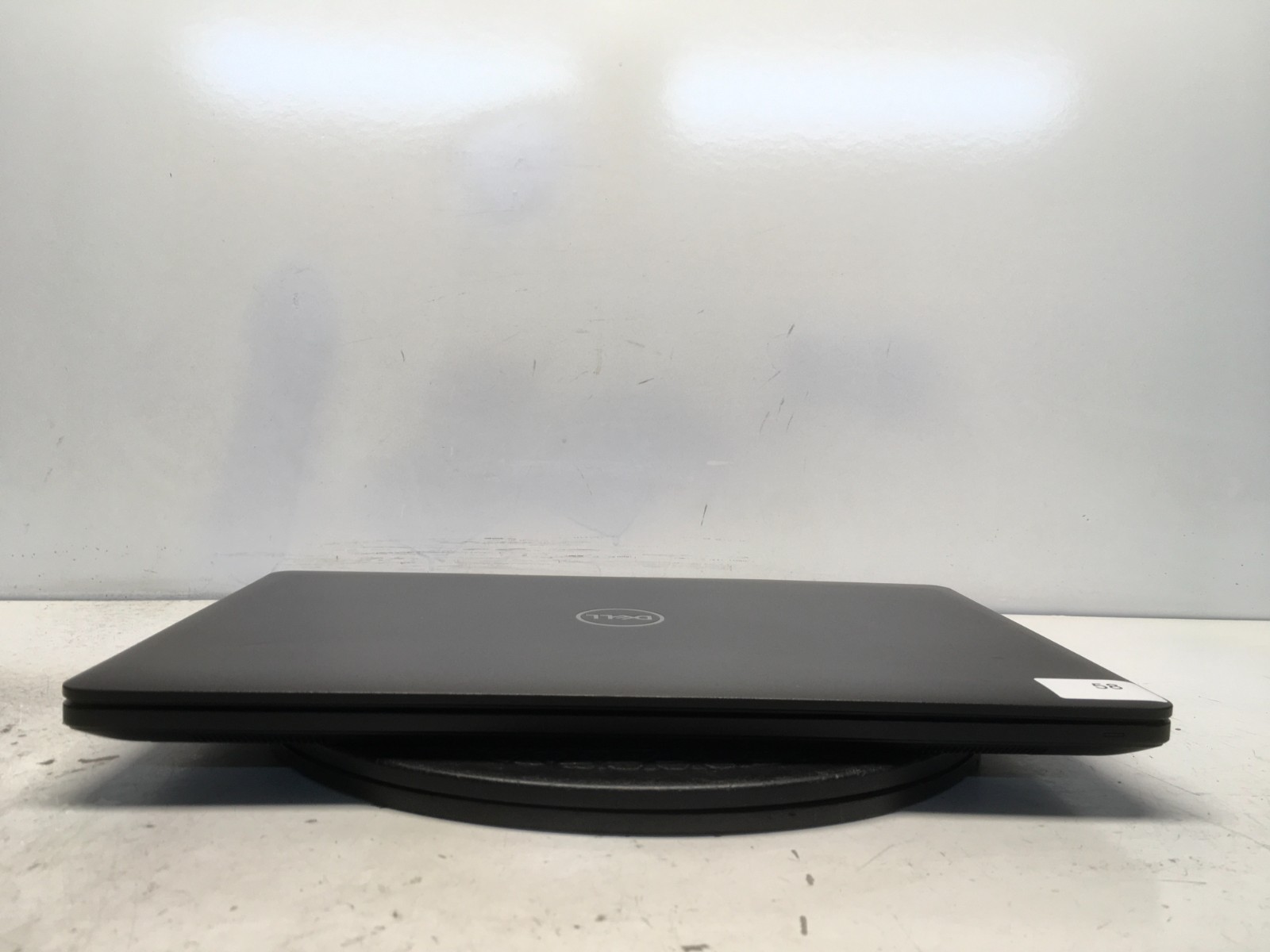 Dell Latitude 3580 Intel i3-6006U 2GHz 8 GB NO HDD No Batt