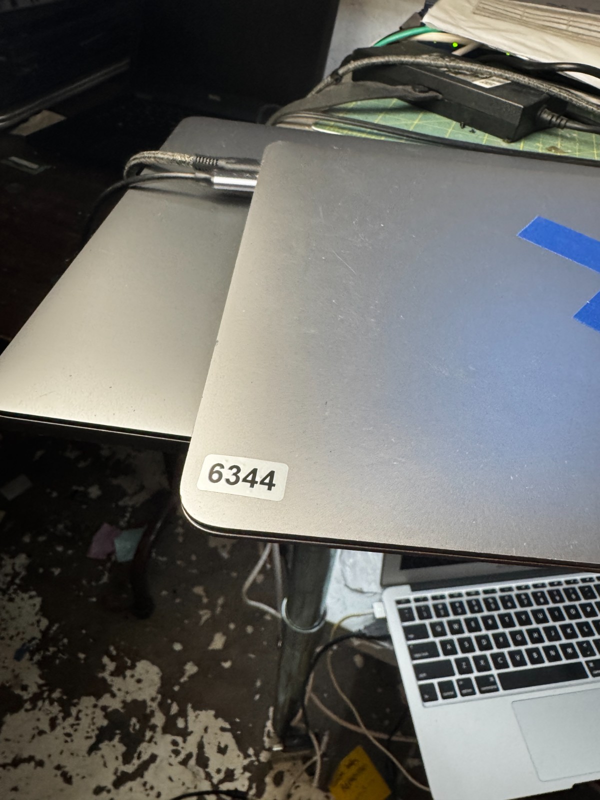 Apple A1932 MacBook Air 13.3″ Laptop for Parts/Repair #6344