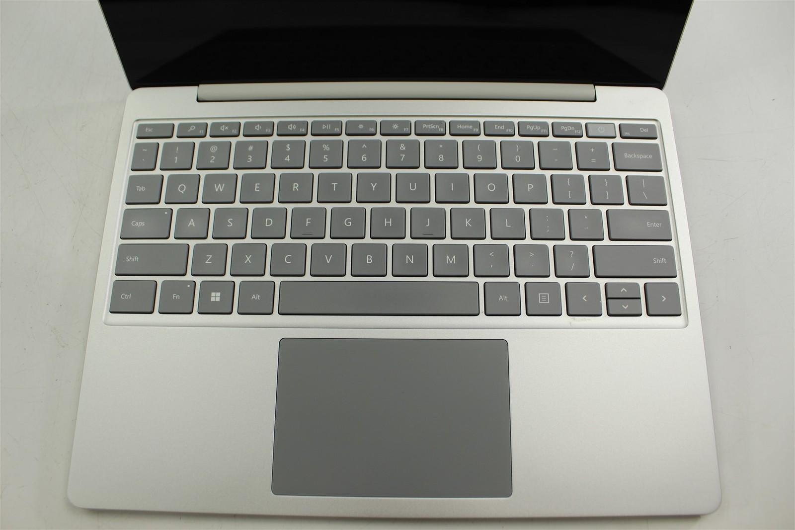 Microsoft Surface Laptop Go 2 2013 12.4″ i5-1135G7 256GB SSD 16GB RAM W11H
