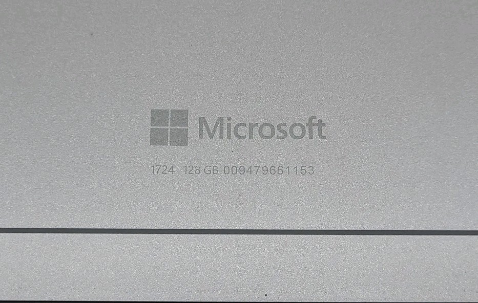 Microsoft Surface Pro 4, Intel Core i5-6300U @ 2.4GHz, 4GB RAM, 128GB SSD, W11P