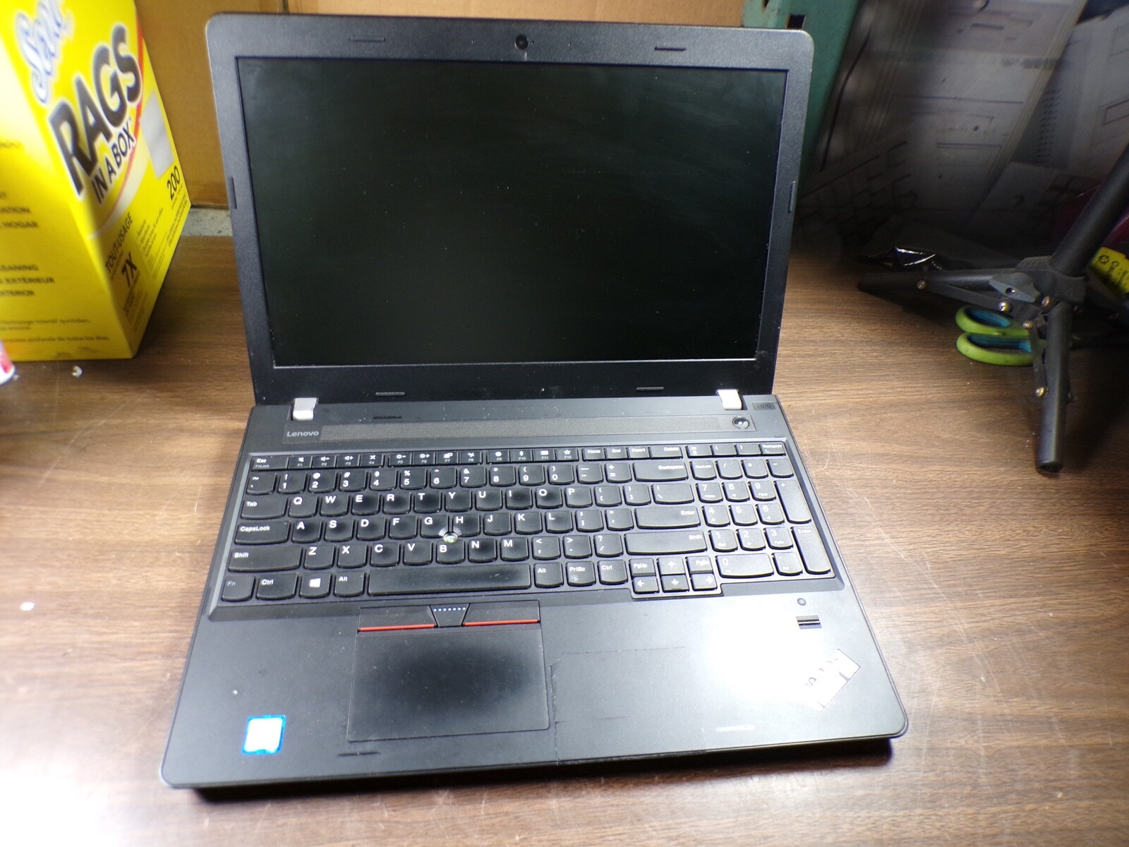 THINKPAD LENOVO E570 INTEL CORE i5-6200U 2.30GHZ 12GB RAM **NO HD/ NO CADDIE