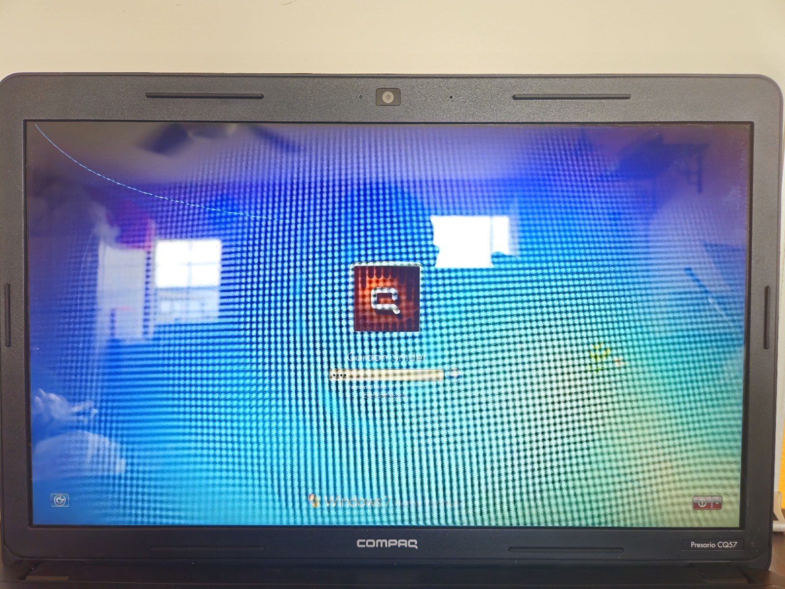 Compaq Presario CQ57 Laptop | Powers On, See Pics | Nice & Clean