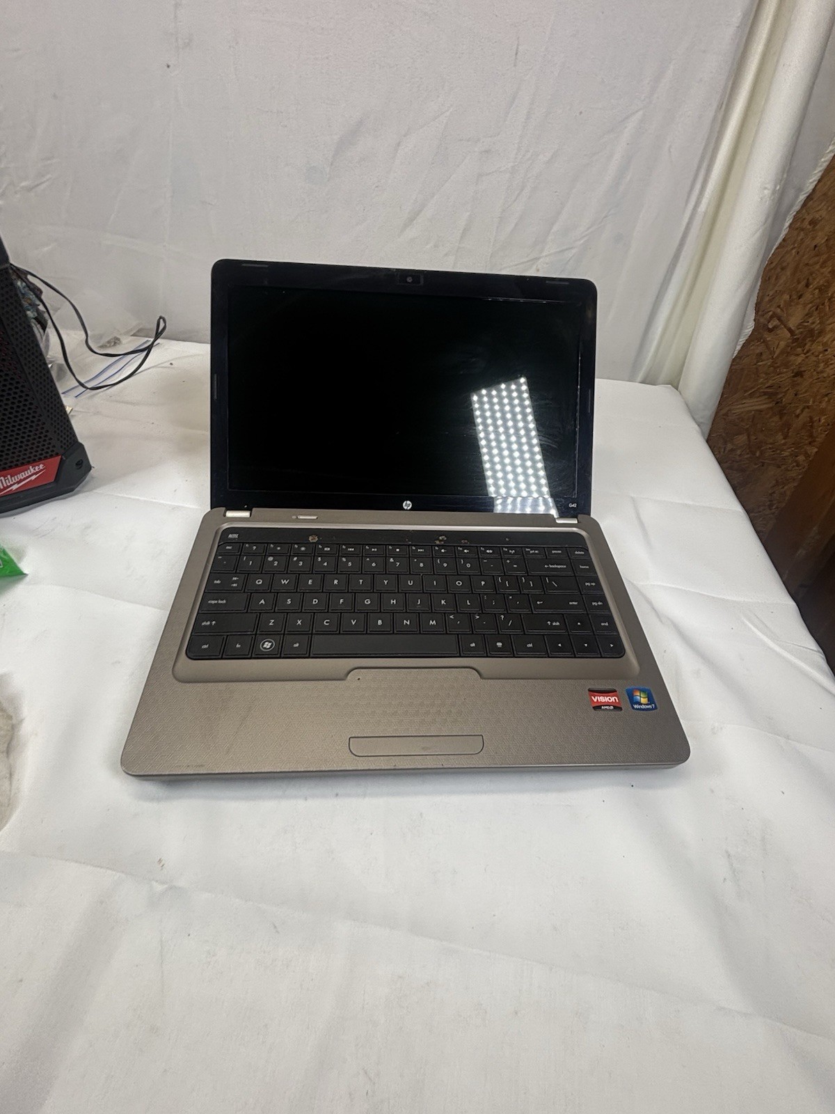 HP G42 14in Notebook Laptop AMD E-Series 1.60GHz 3GB 250GB HDD Win7 Webcam