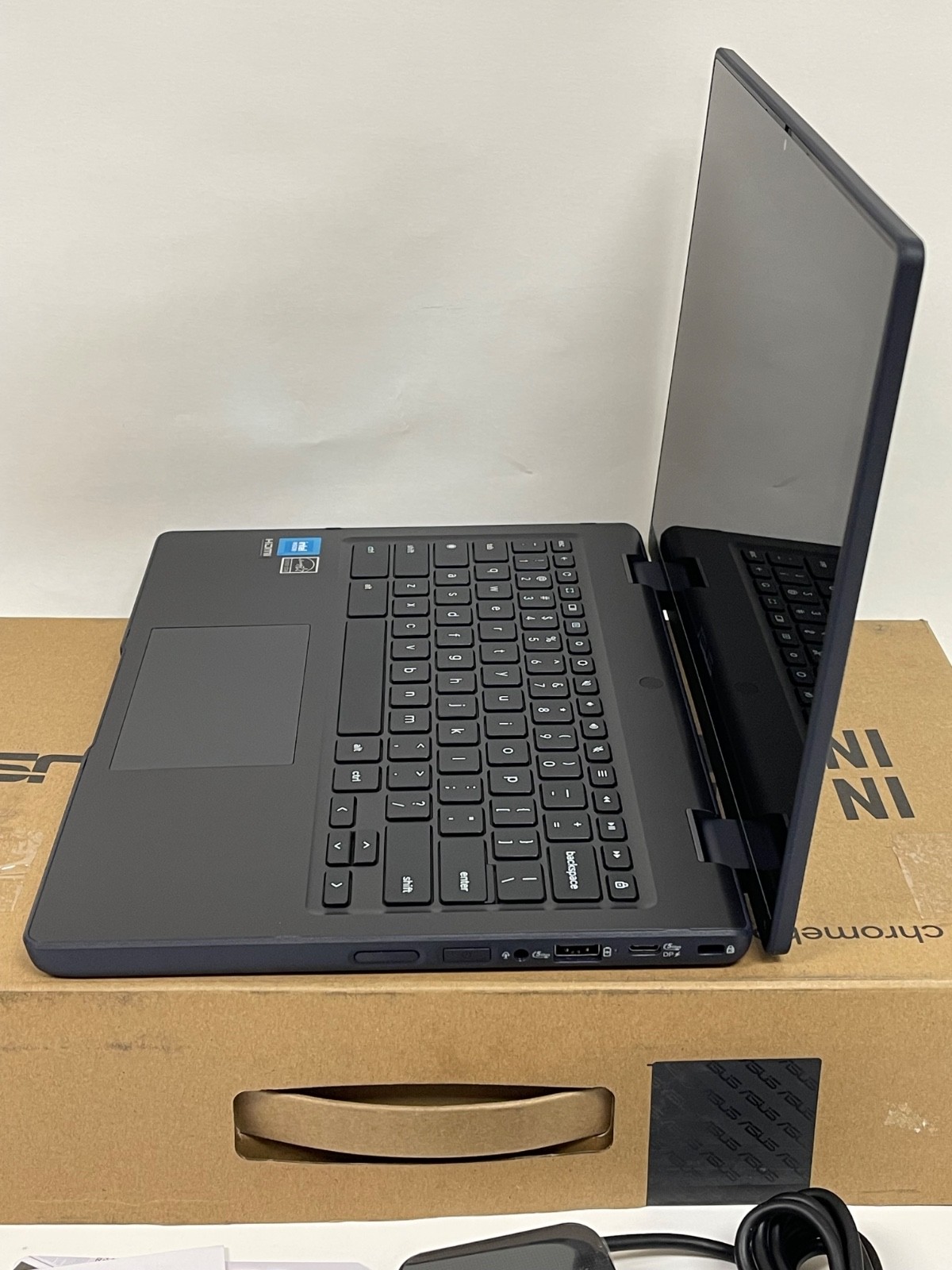 ASUS Chromebook CR1104CG Intel N100 32GB SSD 4GB 11.6″ Touchscreen Gray