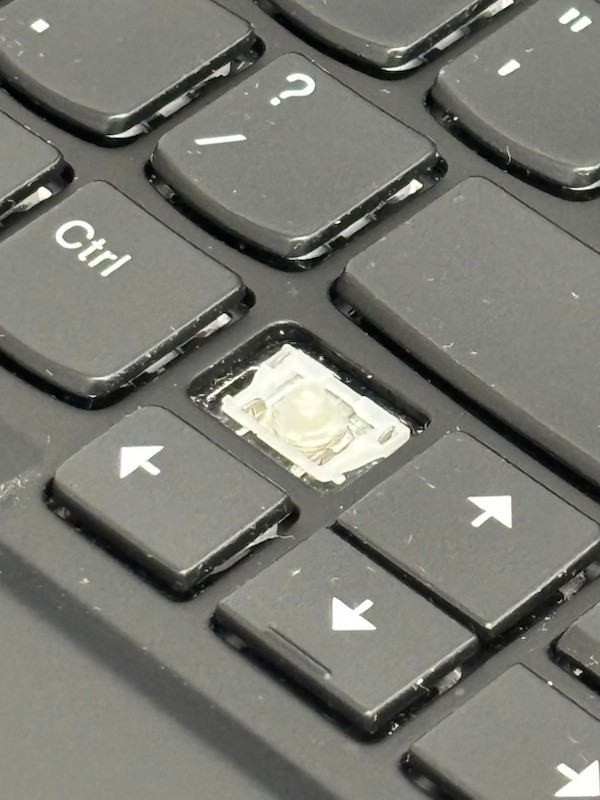 Lenovo ThinkPad X1 Carbon Gen 6 i5-8350U 1.70GHz 8GB 256GB No OS (w/ Issues)