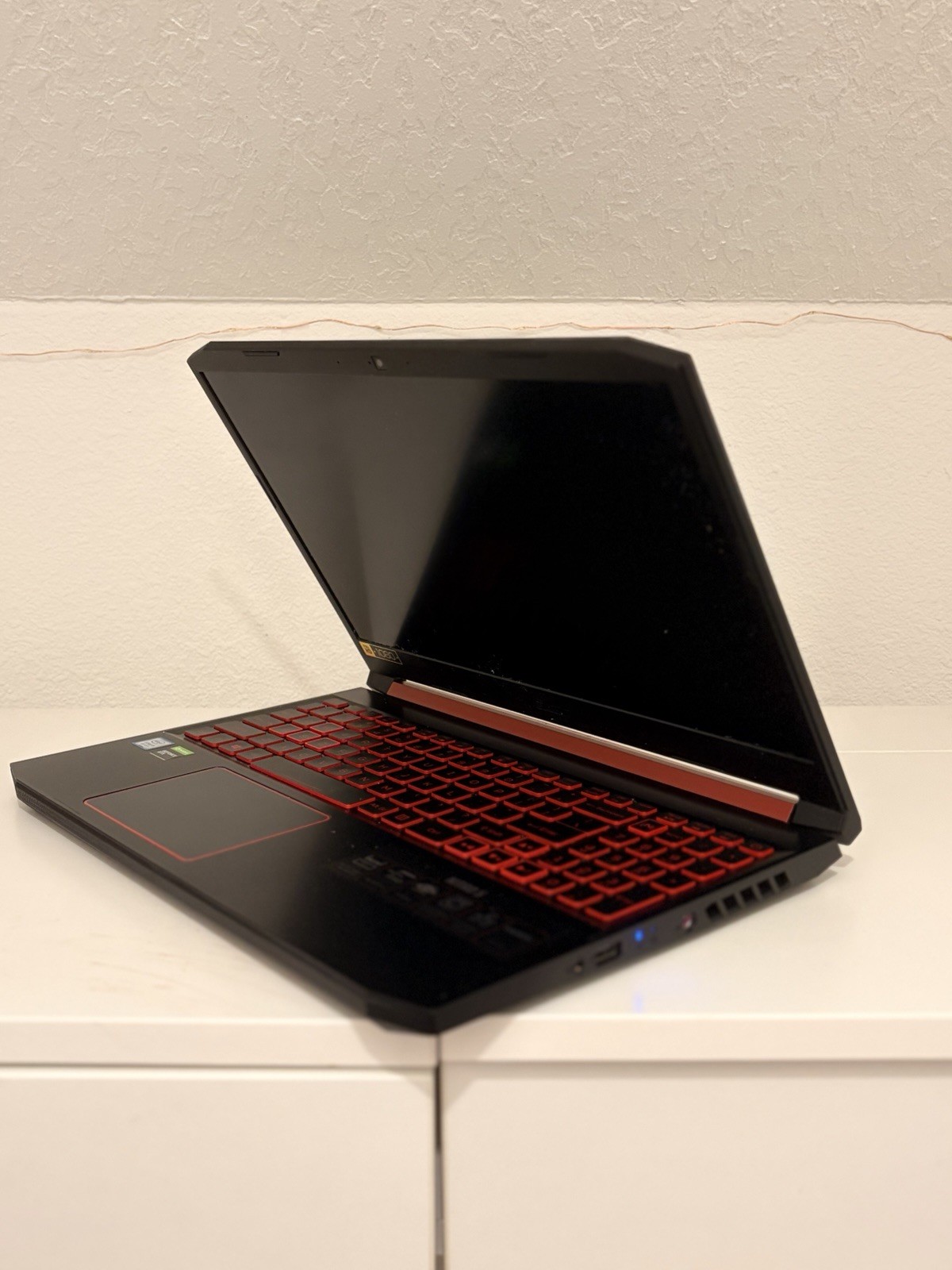 Acer Nitro 5 AN515-55-53AG 15.6″ i5-10300H 8GB RAM 256GB SSD GeForce GTX 1650