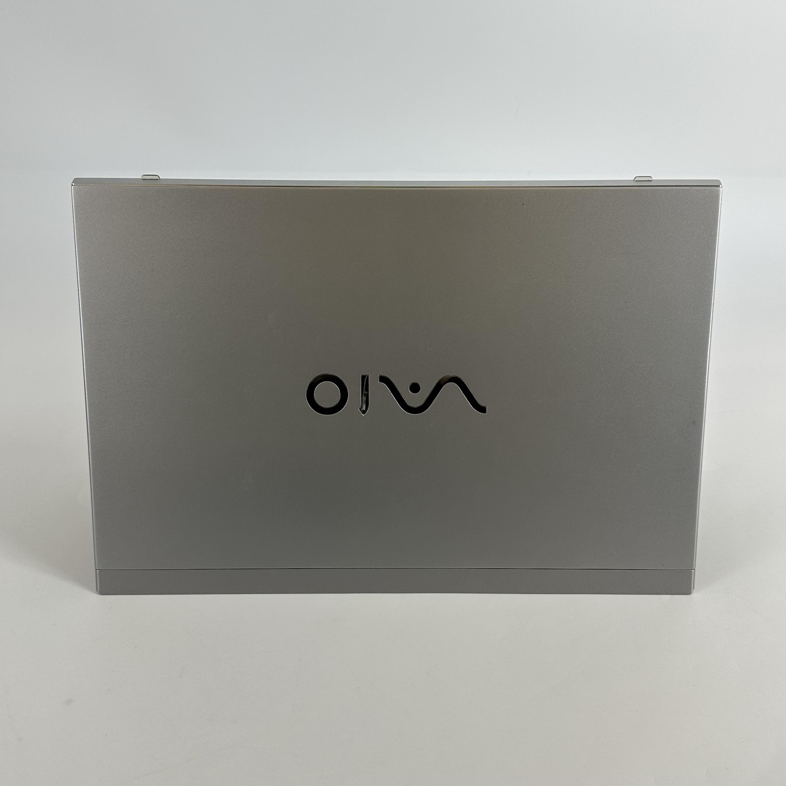 Vaio S13 13 Gray FHD i5-8250U 1.60GHz 8GB RAM 256GB SSD Good
