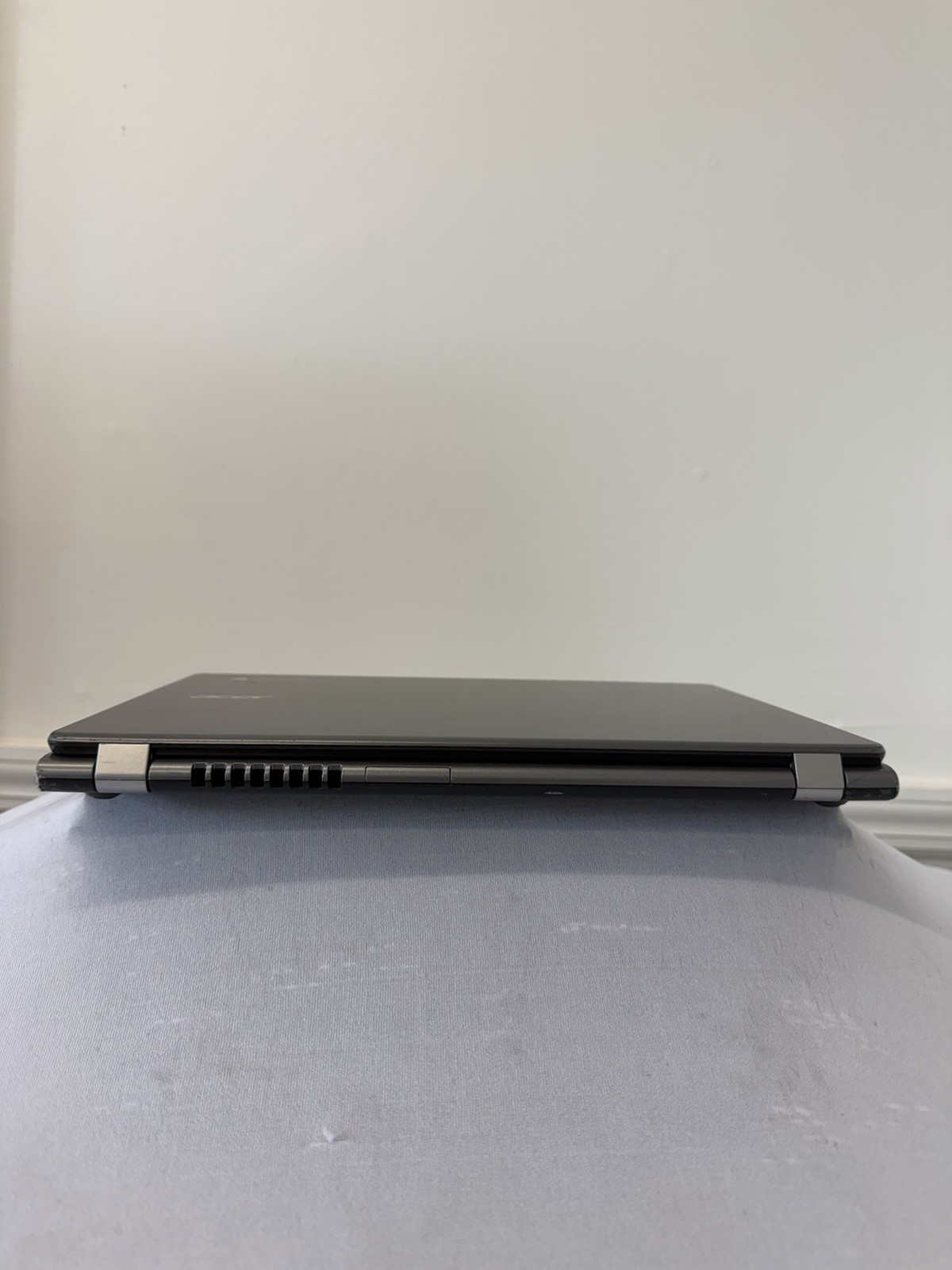 Acer Chromebook C740-C4PE Laptop – Good Screen – Intel Celeron 3205U – Read Des